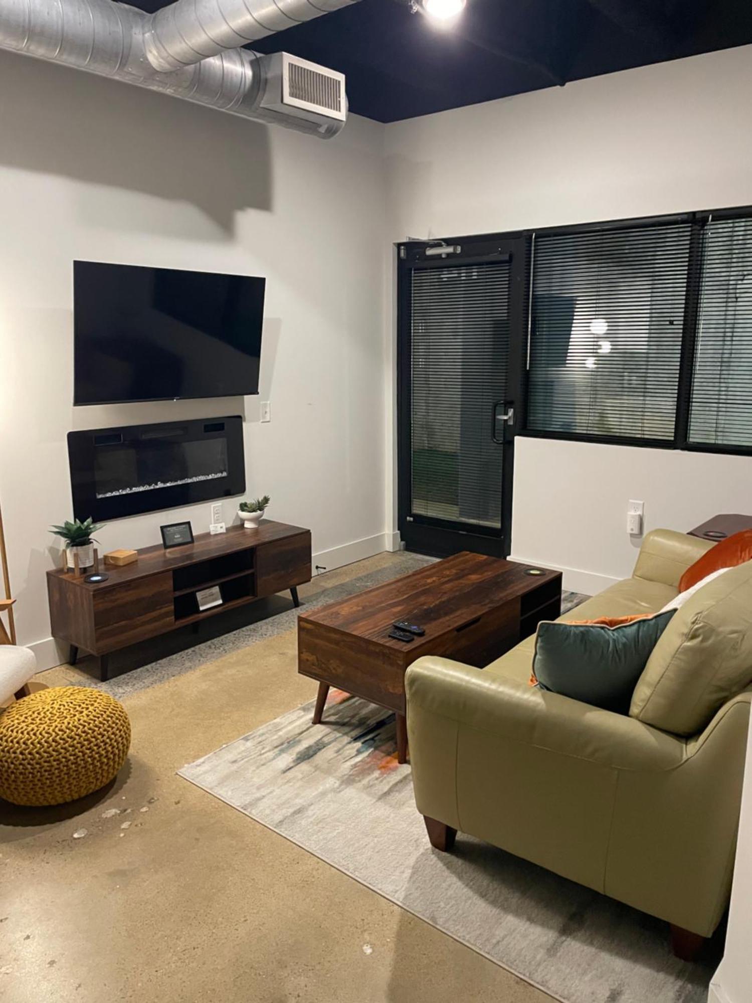 Grand Ole Getaway Apartment
