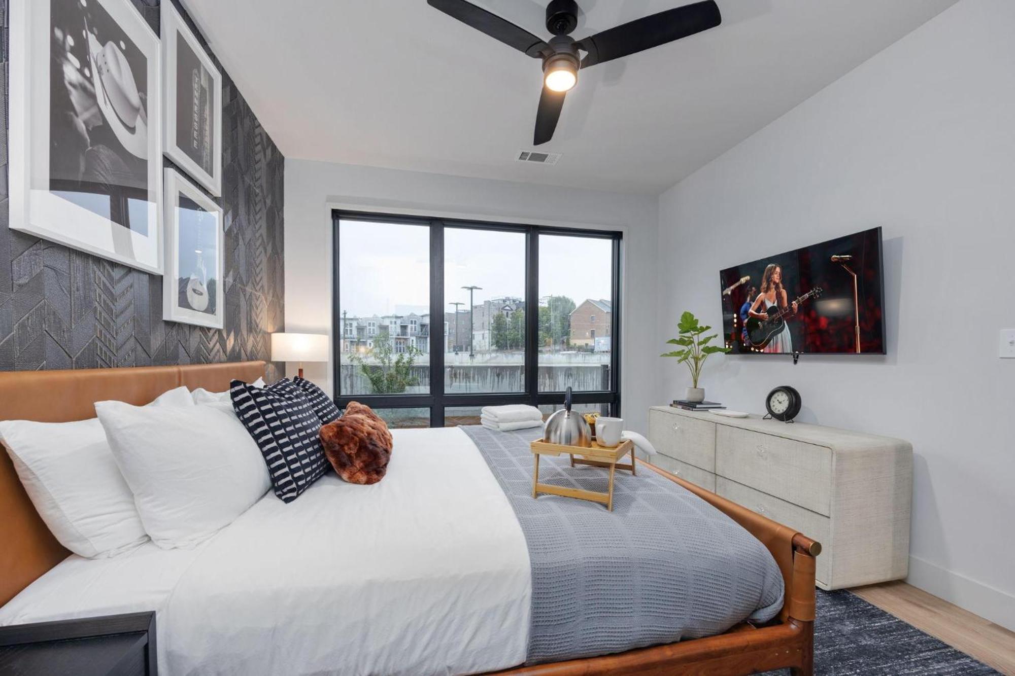 Holiday home Twin Notes - Odyssey - 2 Units - Mins To Broadway