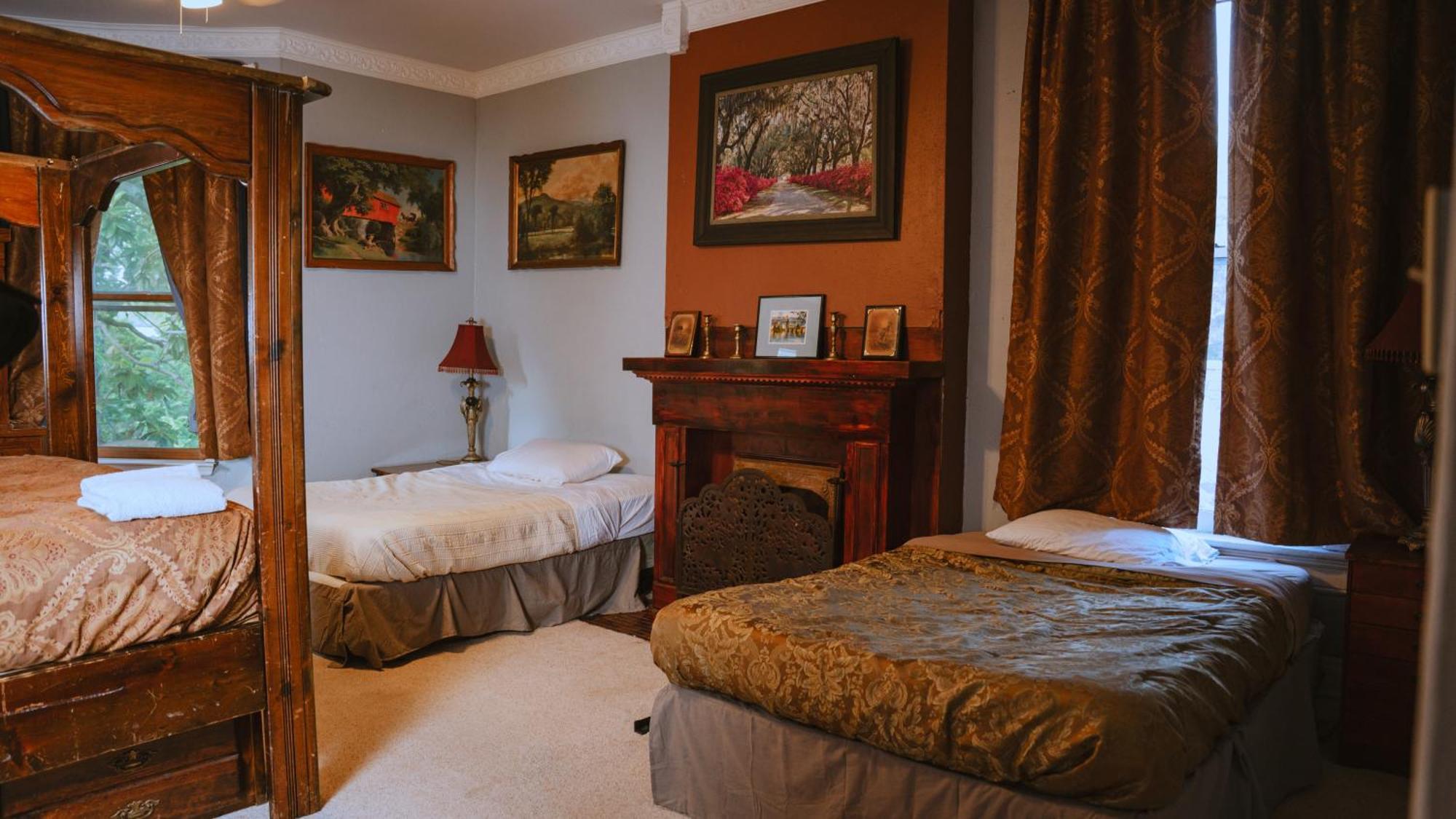 Holiday home The Magnolia Mansion 6 Minutes To Broadway On 4 Acres Nashville