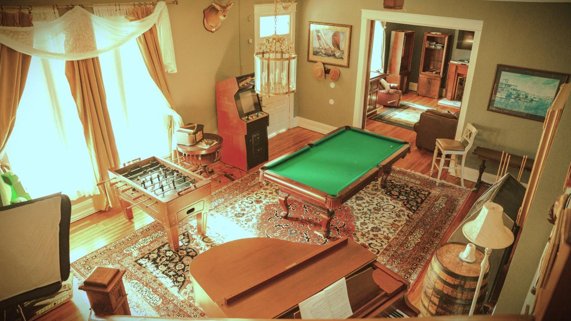 Holiday home The Magnolia Mansion 6 Minutes To Broadway On 4 Acres *