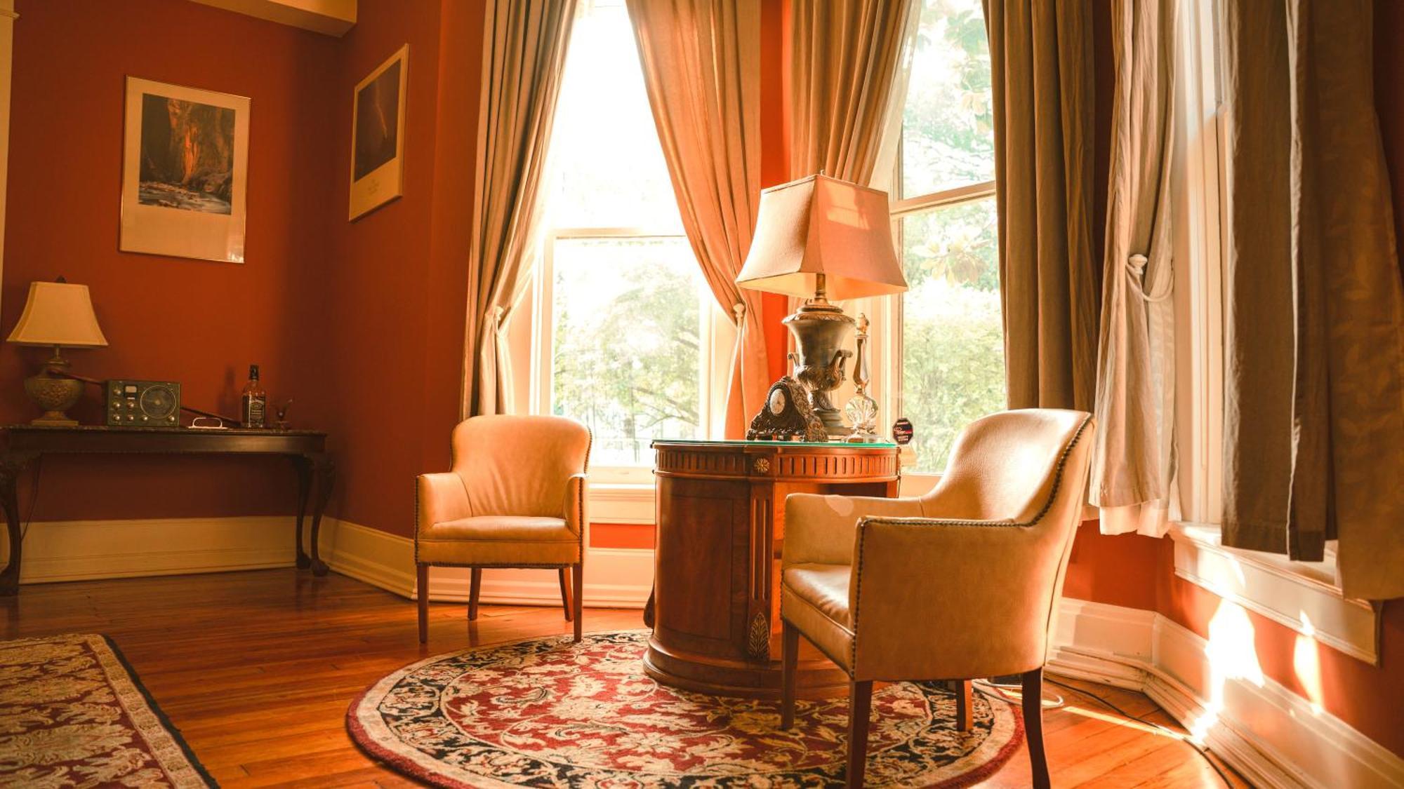 The Magnolia Mansion 6 Minutes To Broadway On 4 Acres *