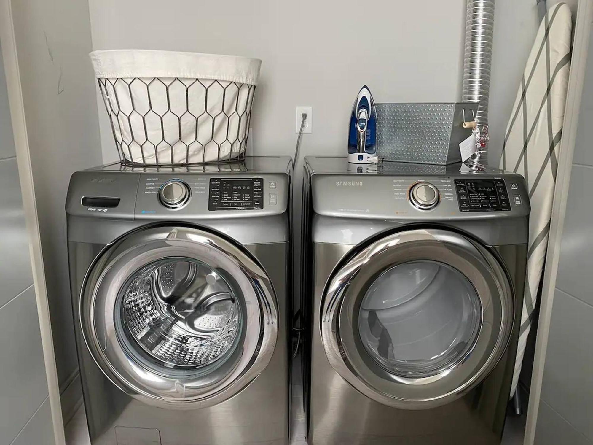 Stella | Downtown Gulch | 7 Min Drive To Broadway! Holiday home *