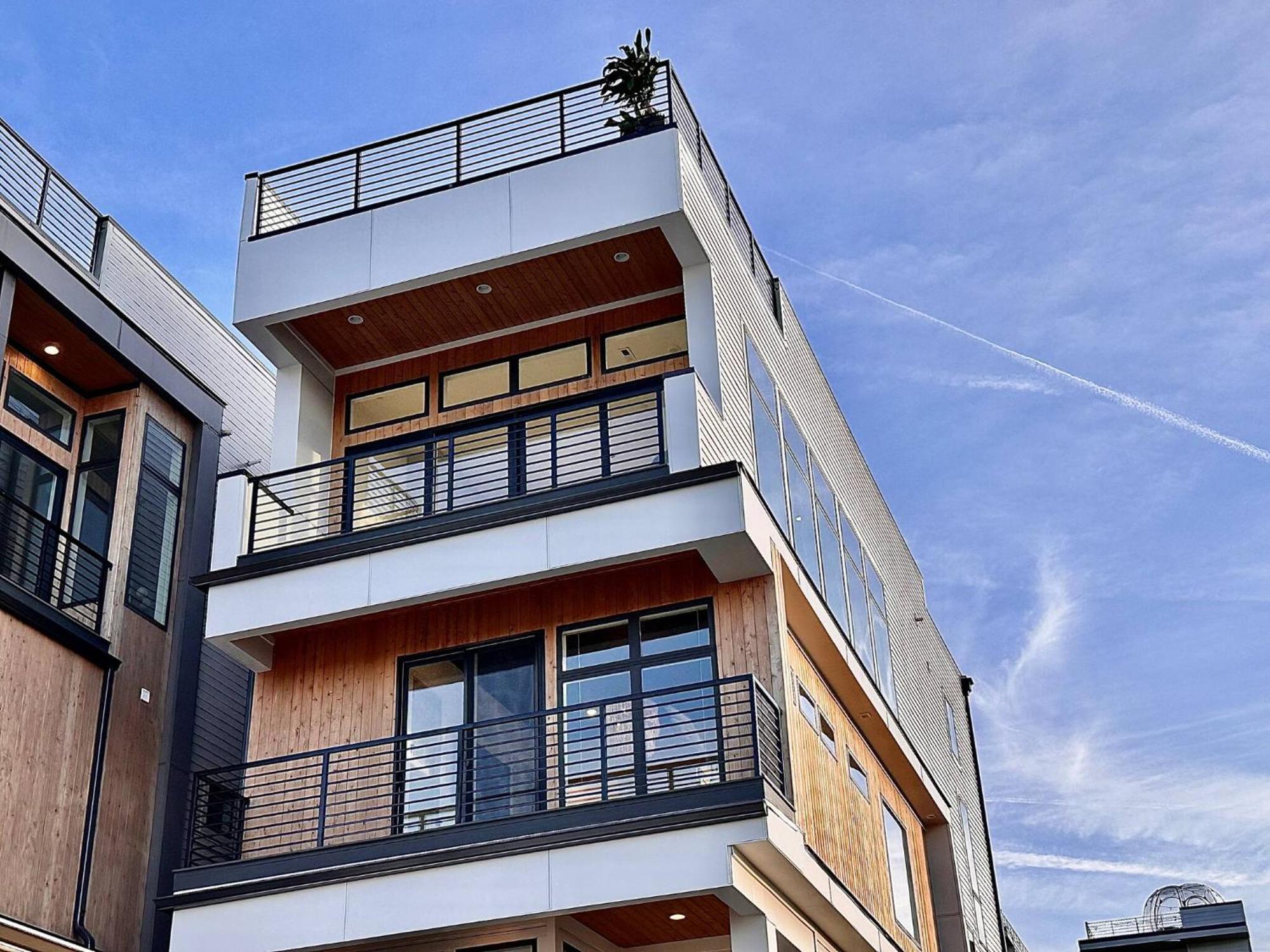 Holiday home Archer House | Hot Tub Rooftop | Downtown Luxury! *