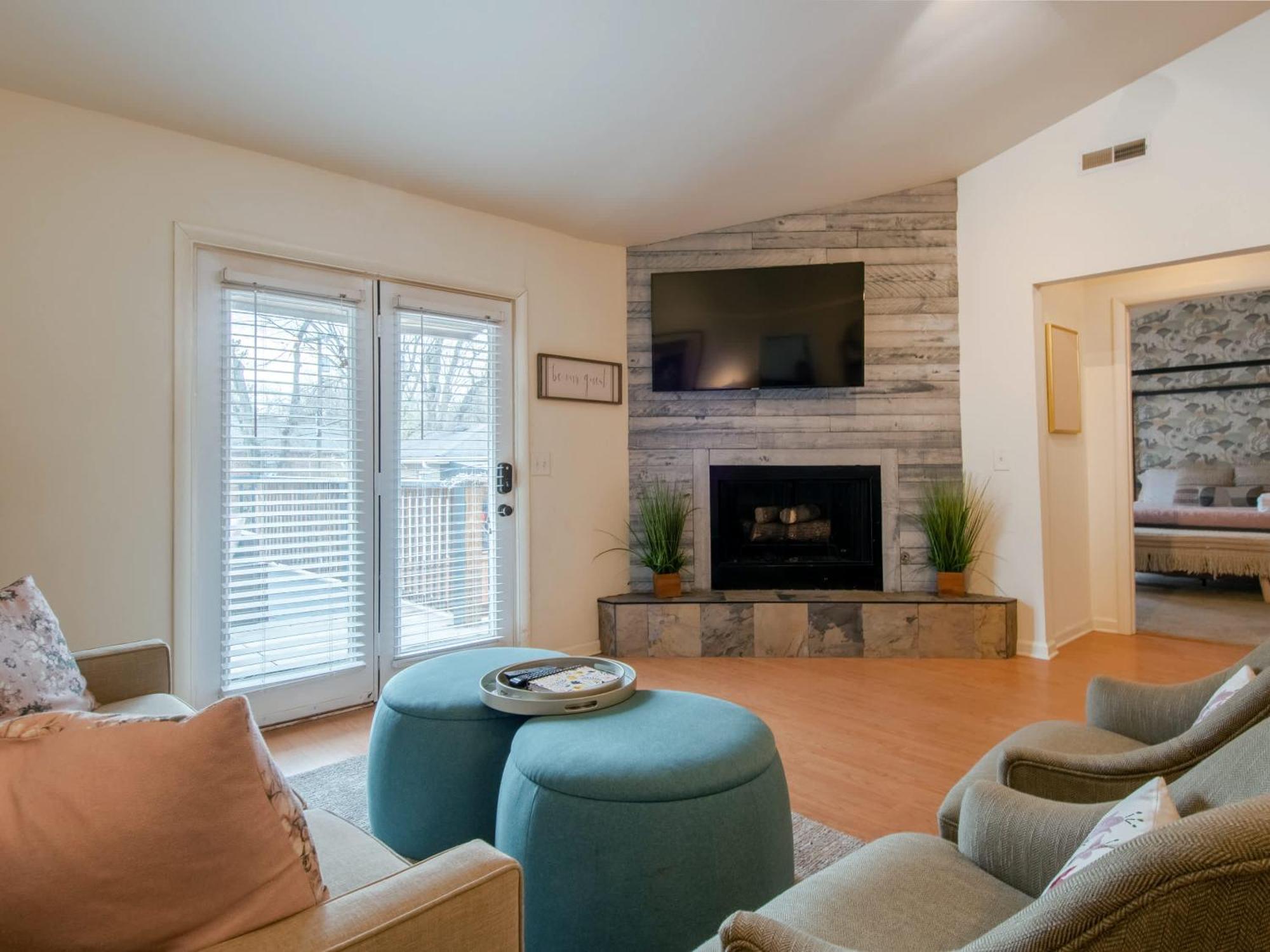 Pet Friendly - Near Dt Nash & Music Row