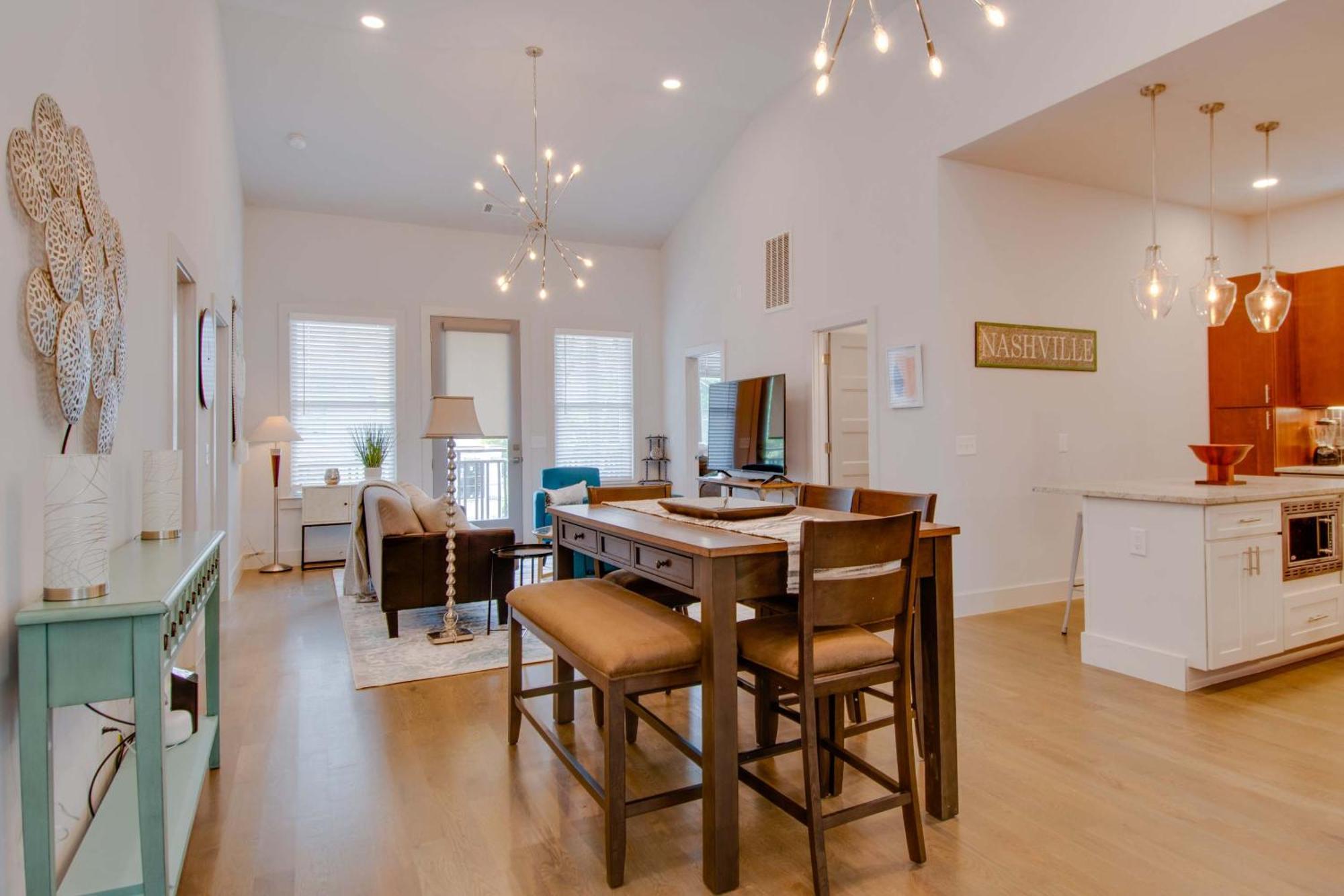Modern Duplex - 1 Mile From Robust Nightlife Nashville