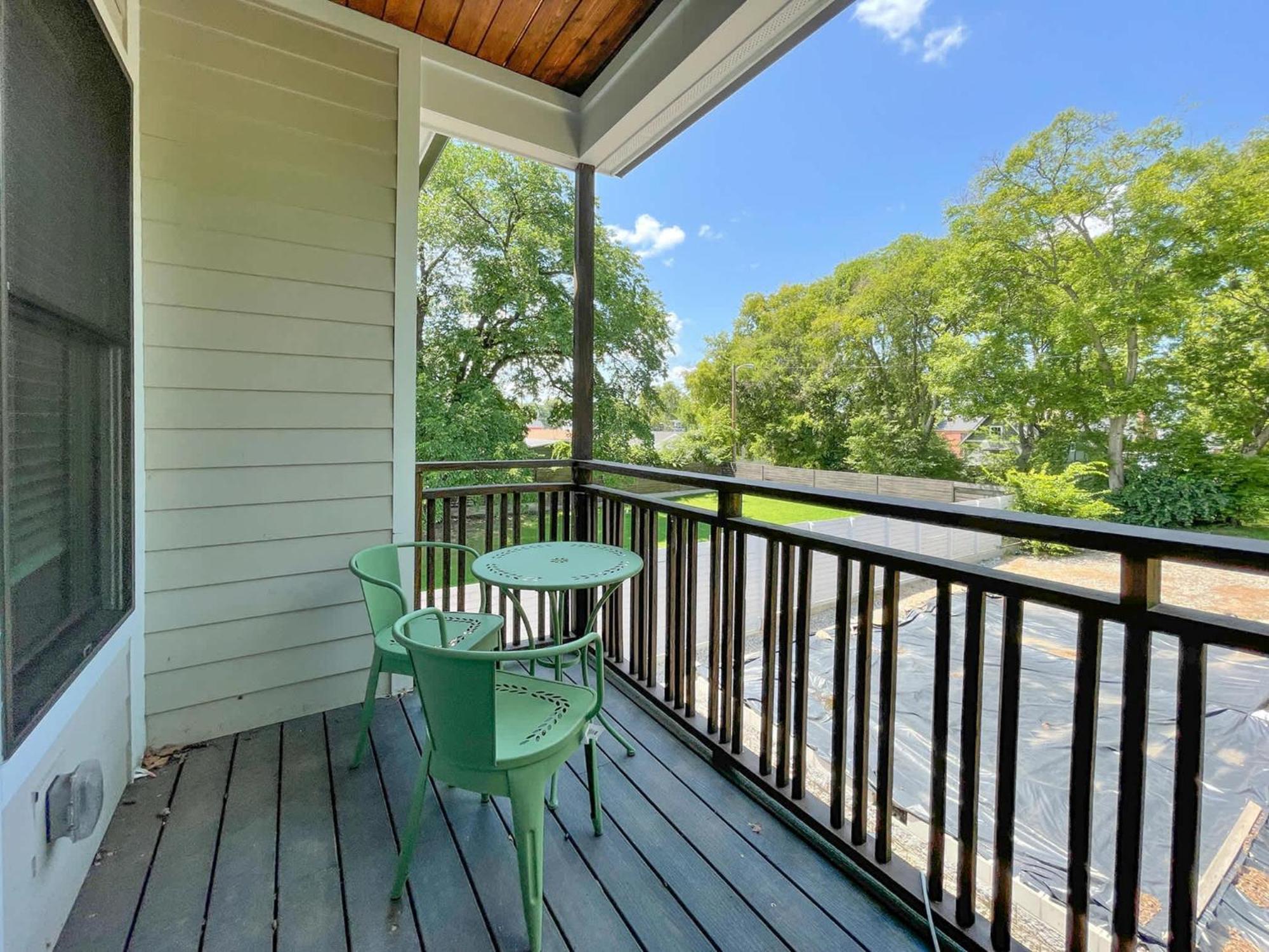 Modern Duplex - 1 Mile From Robust Nightlife *