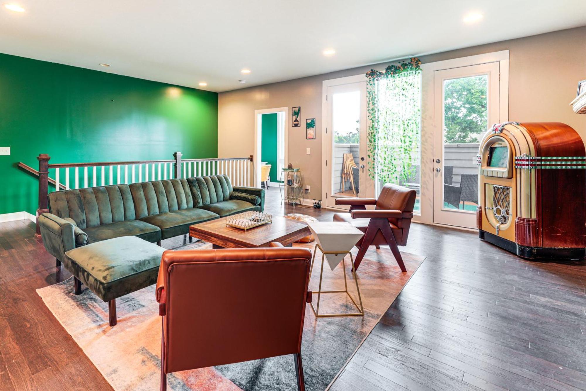 Holiday home Pet-friendly Abode With Balcony In East Nashville! Nashville