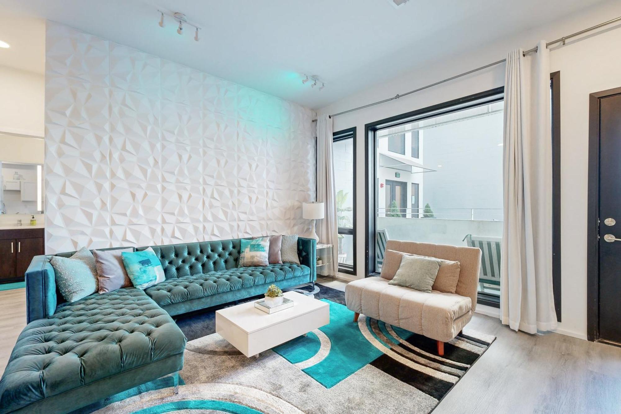 Illume 108 * Nashville