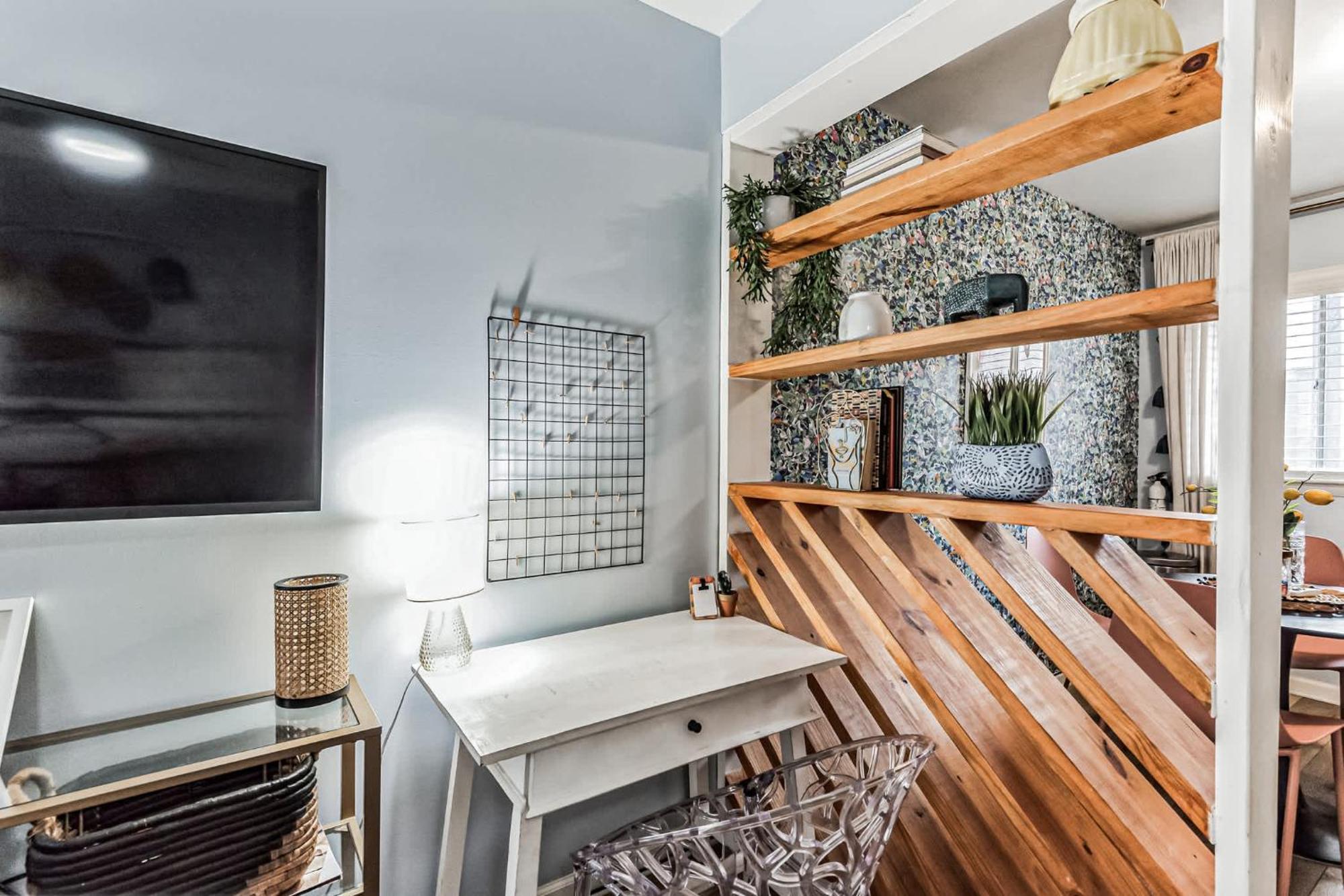 Trendy For 4 With Community Pool Holiday home