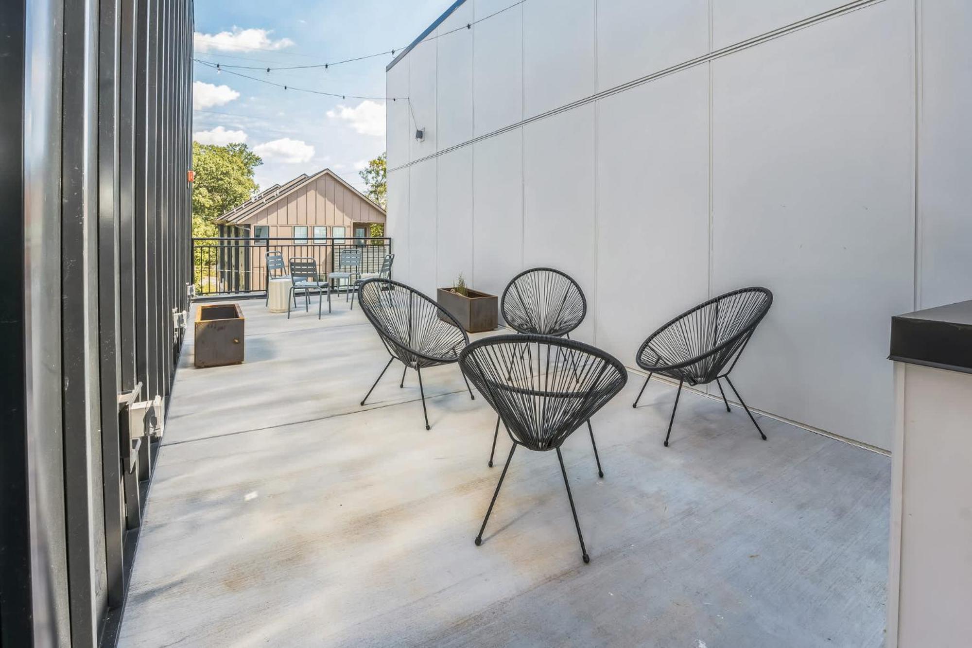 Beautiful - Walkable - Sleeps 10 Nashville
