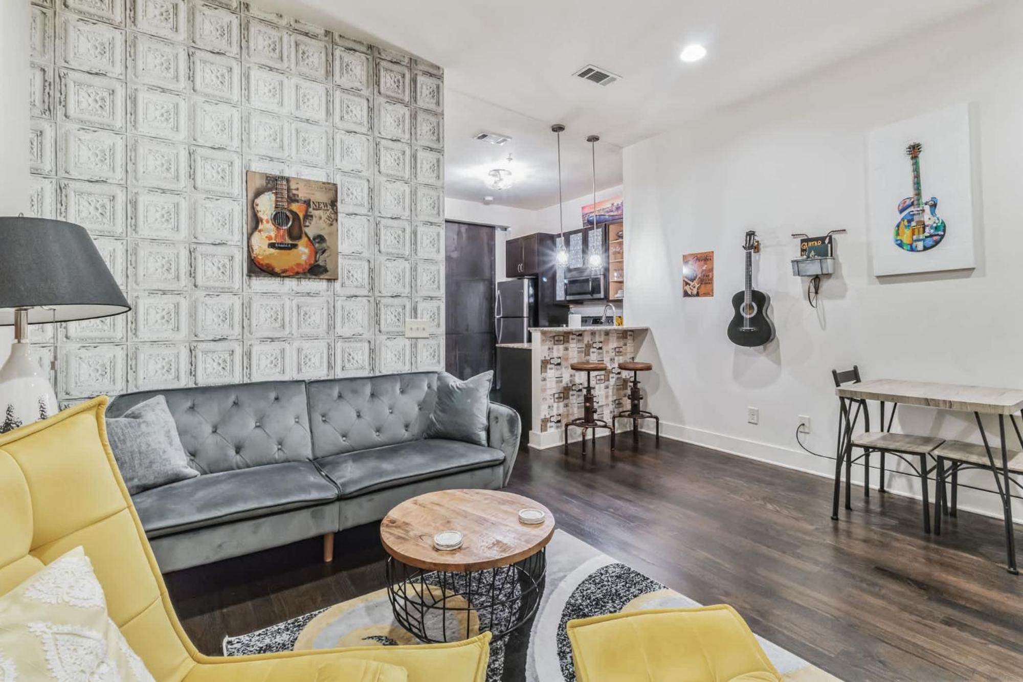 Dream In Desirable West End