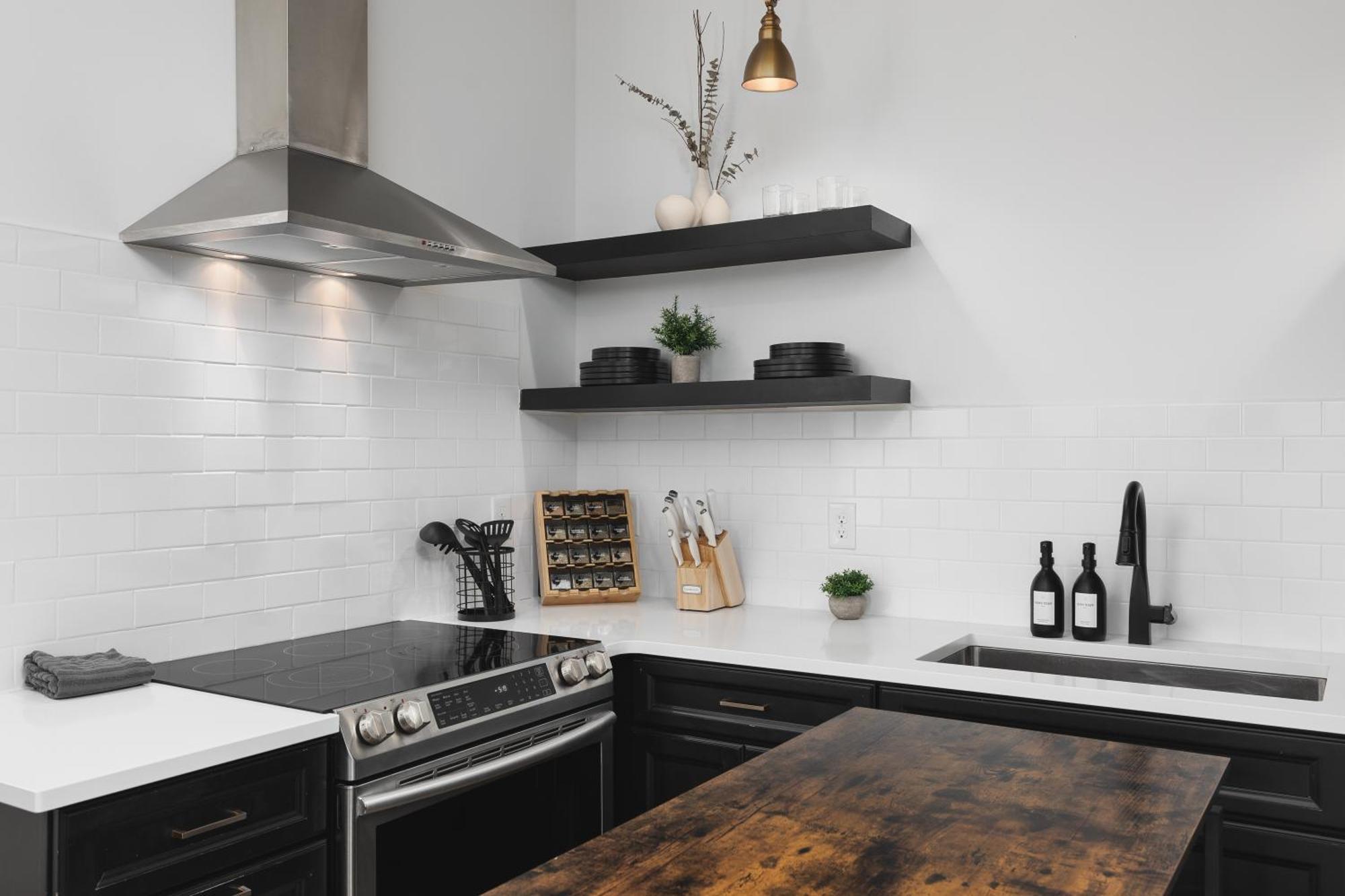 Apartment With Free Parking, 3 Mi Downtown & Stadium, By Coffee Nashville