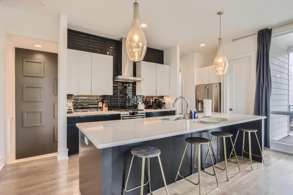 Daydream At The Gulch - Rooftop Movies With A View Holiday home