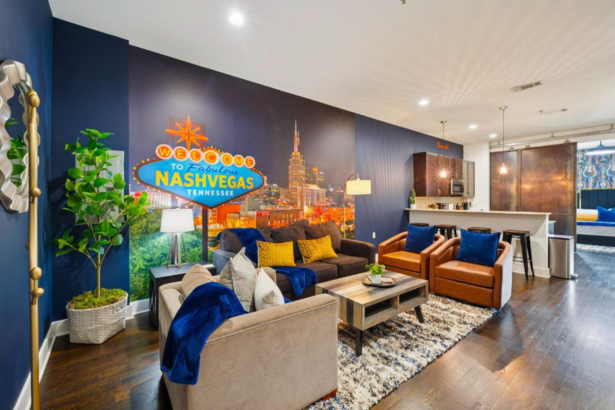 Holiday home Fabulous Nashvegas Loft Retreat Near Vandy Off West End Mins To Broadway *