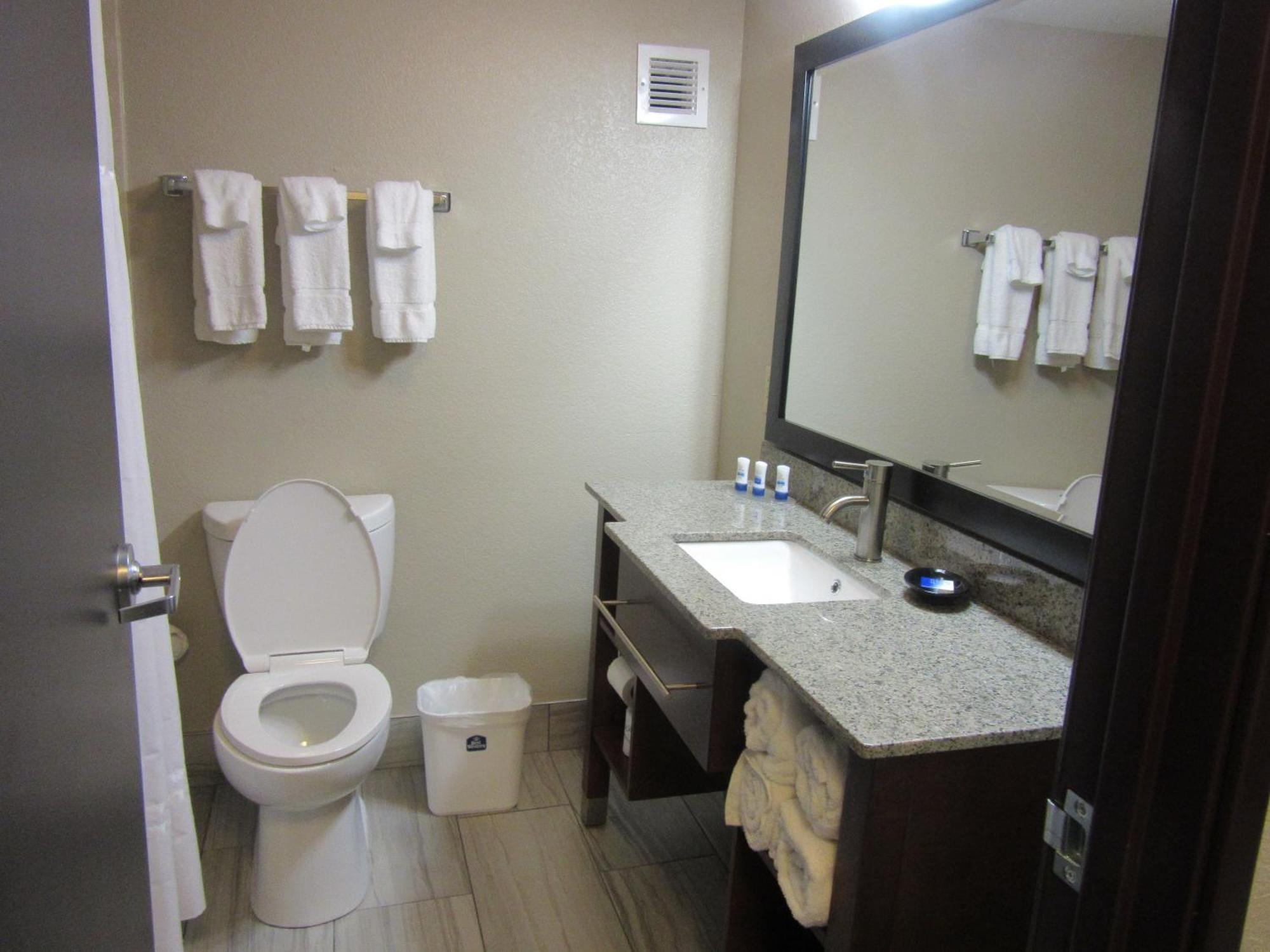 Western Sunrise 3* Nashville