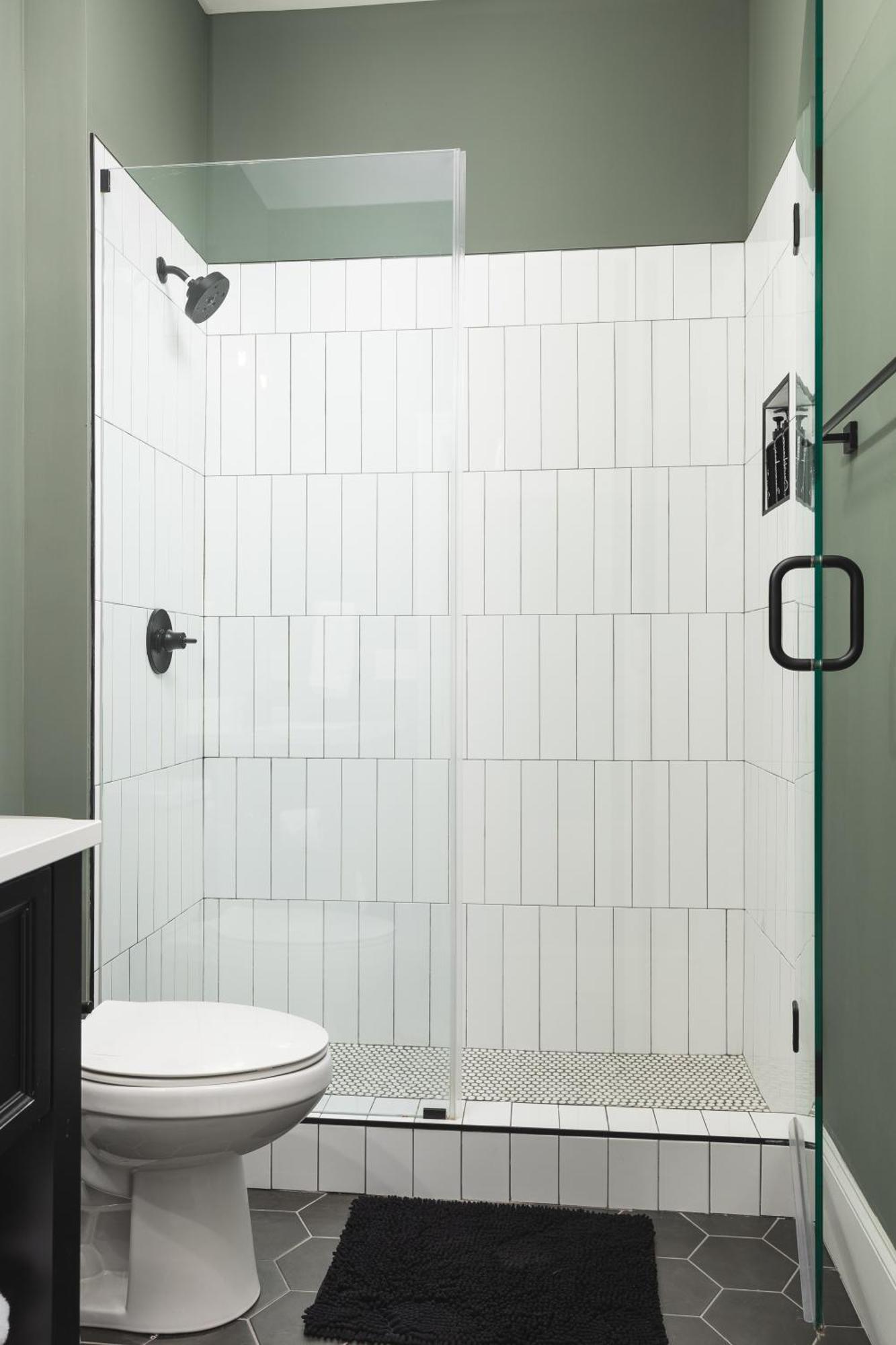 Apartment With Free Parking, 3 Miles Downtown, Near Restaurants Nashville