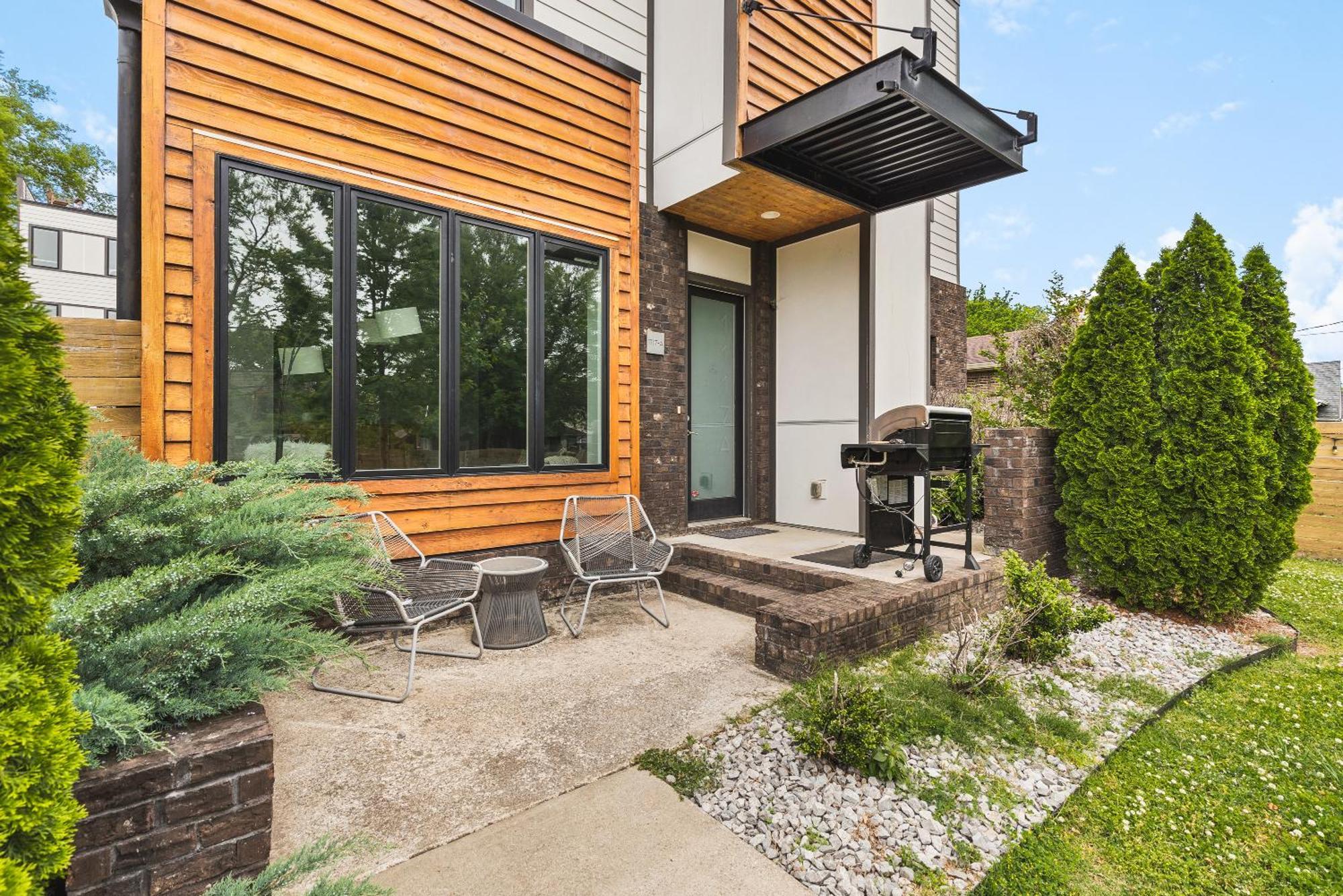 Modern Luxury With Rooftop Deck, 3 Mi To Downtown * Nashville