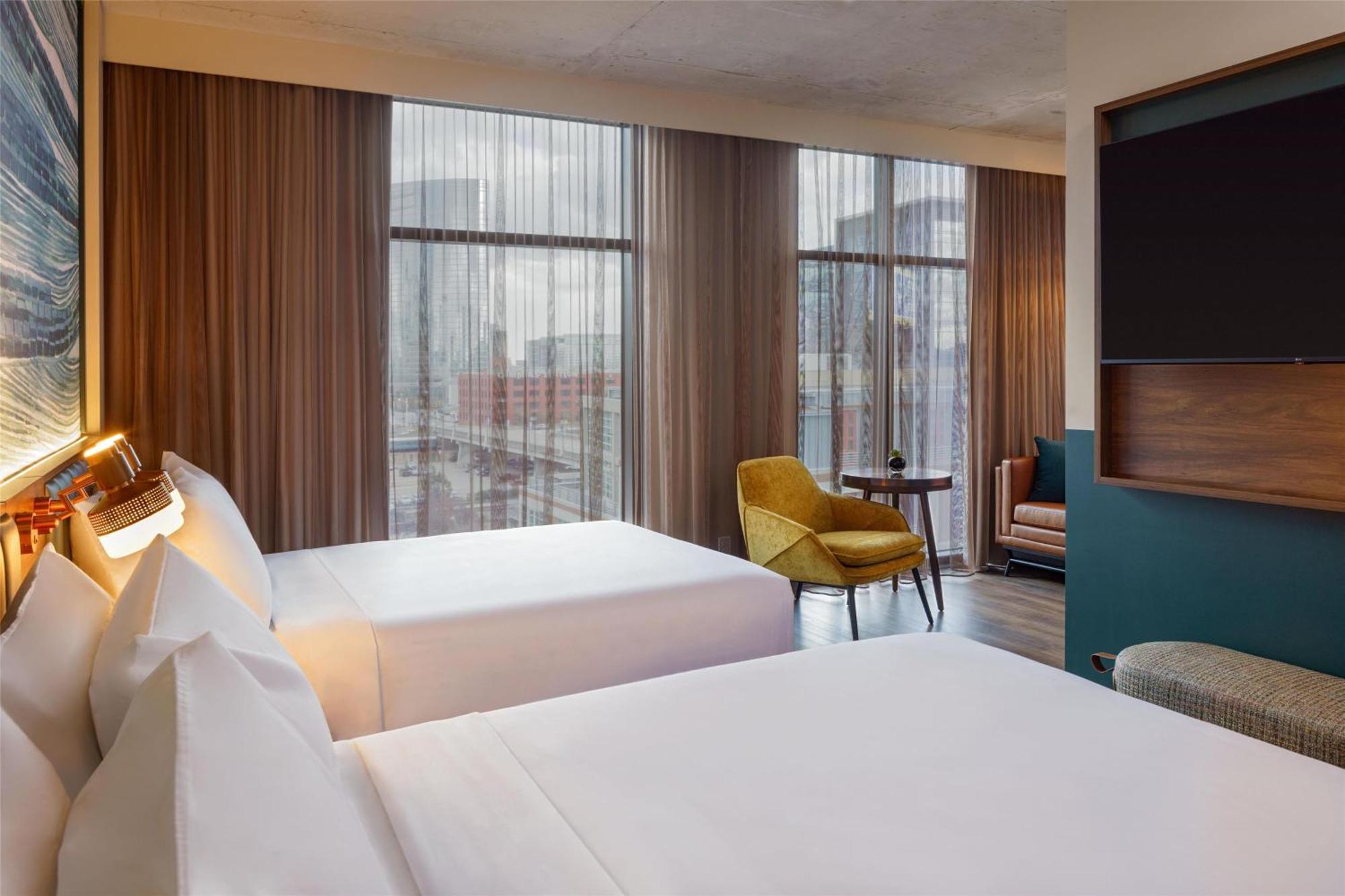 Caption By Hyatt Downtown 4*