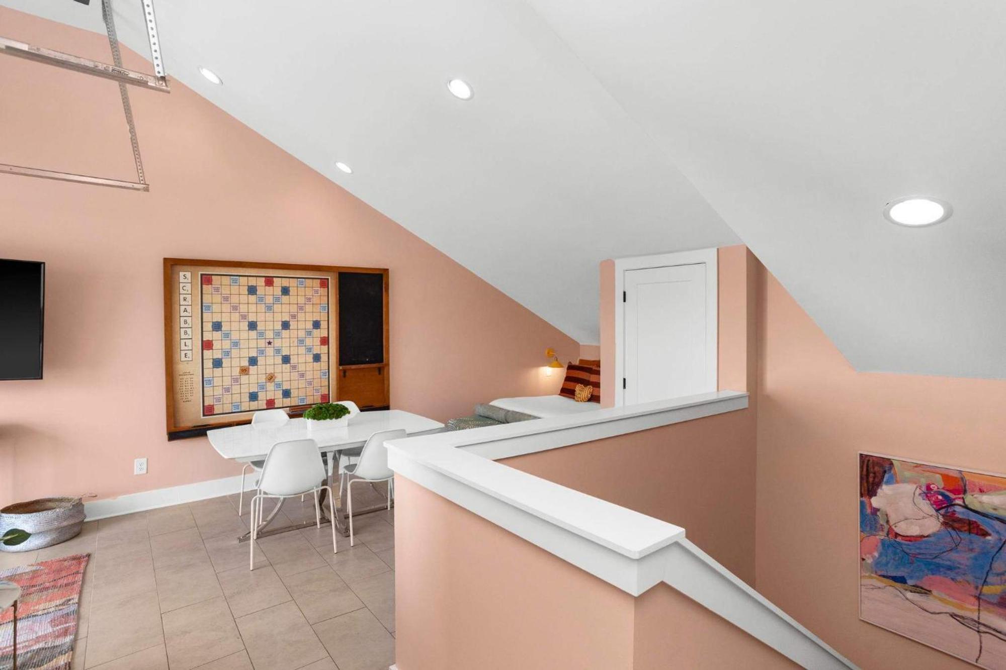 Play At 8th & Argyle Elite Vacation Spot * Nashville