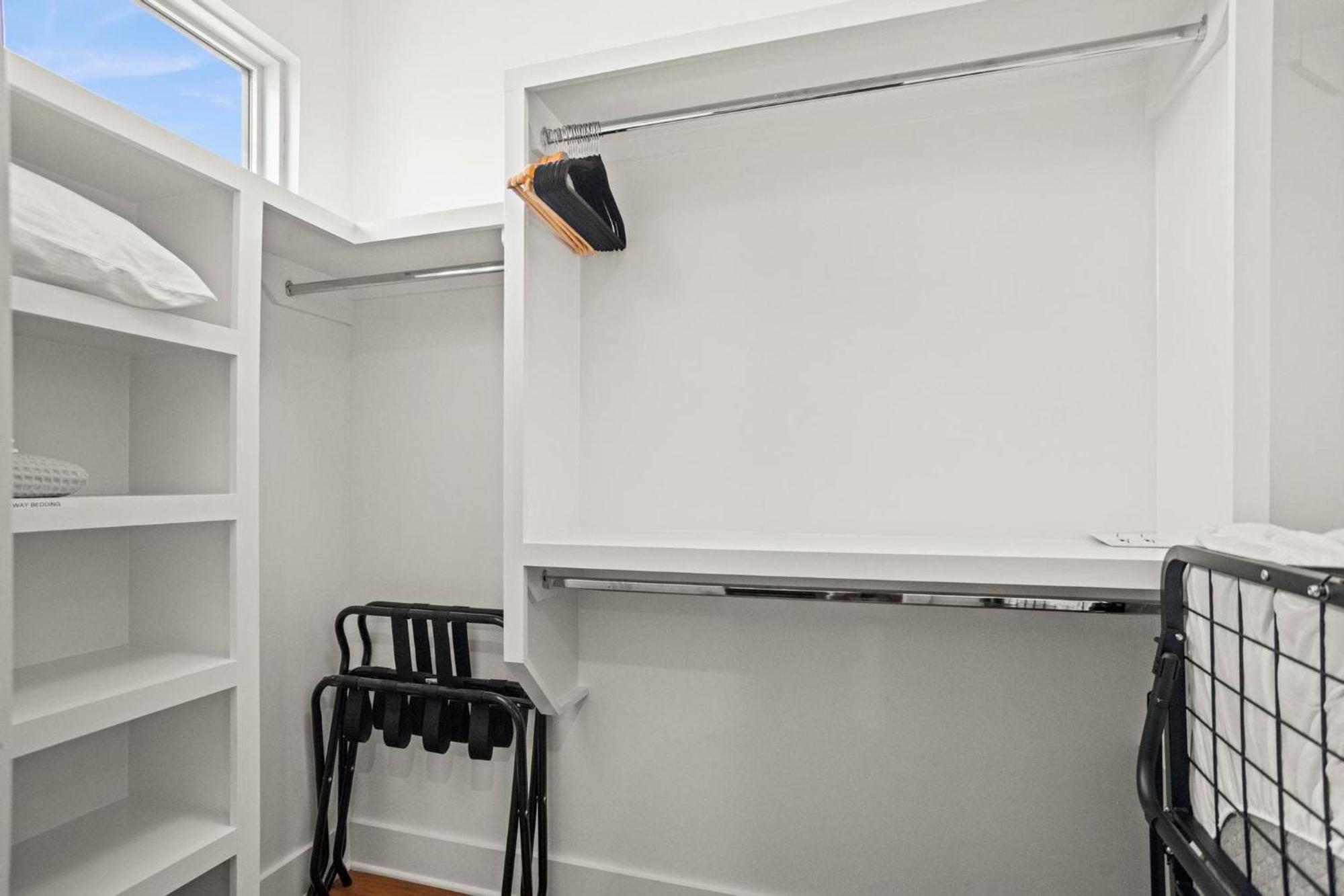 Structure At 8th Argyle Elite Nash Vacation Spot