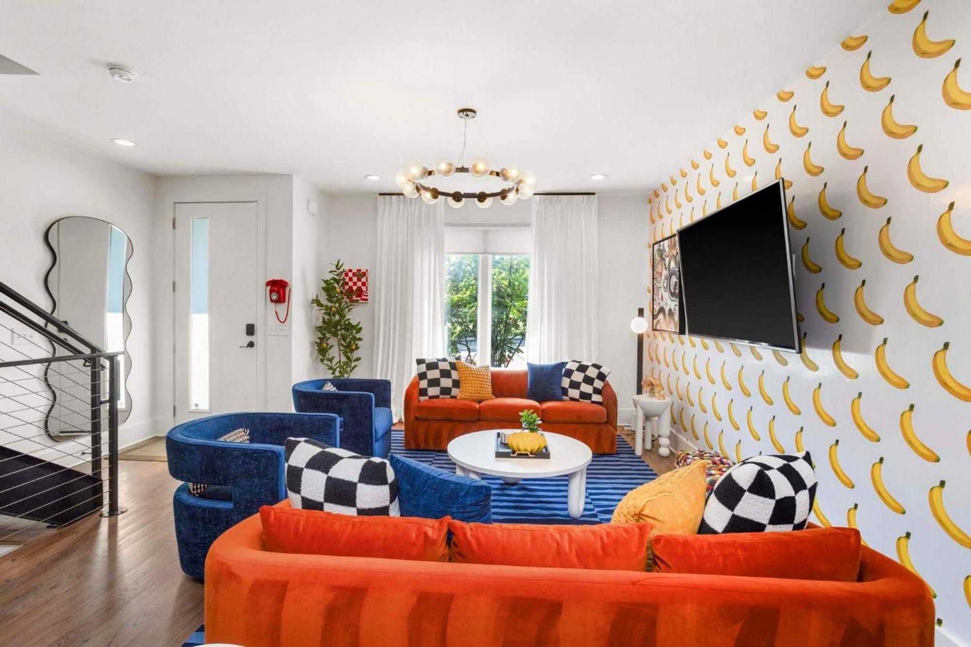 Holiday home Pop Art Retreat On Legendary 8th - Walk Everywhere *