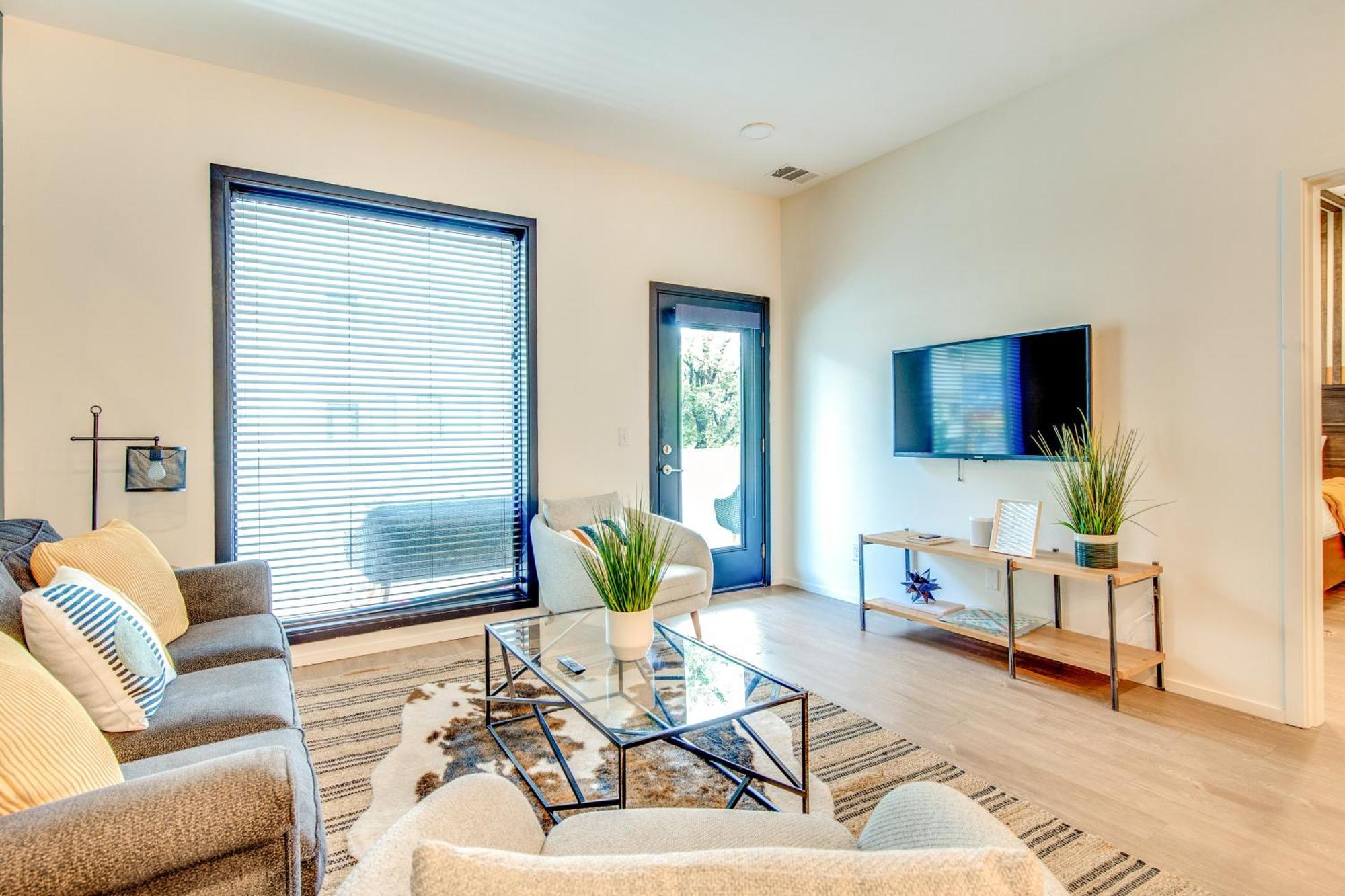 Apartment Illume 223 *