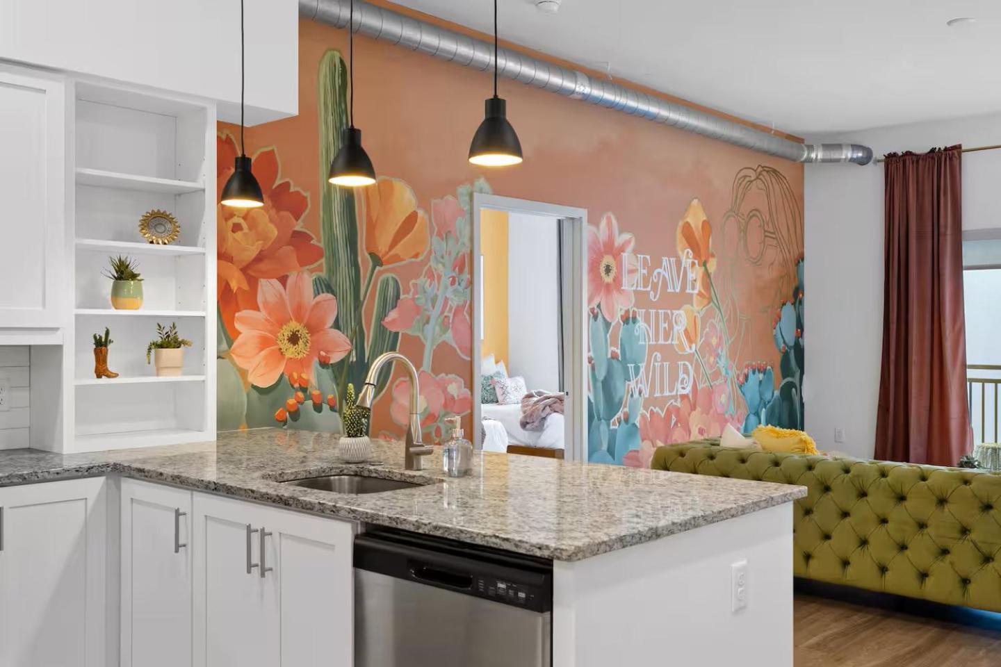 Wild & Chic - Walk To Broadway-rooftop Pool! *