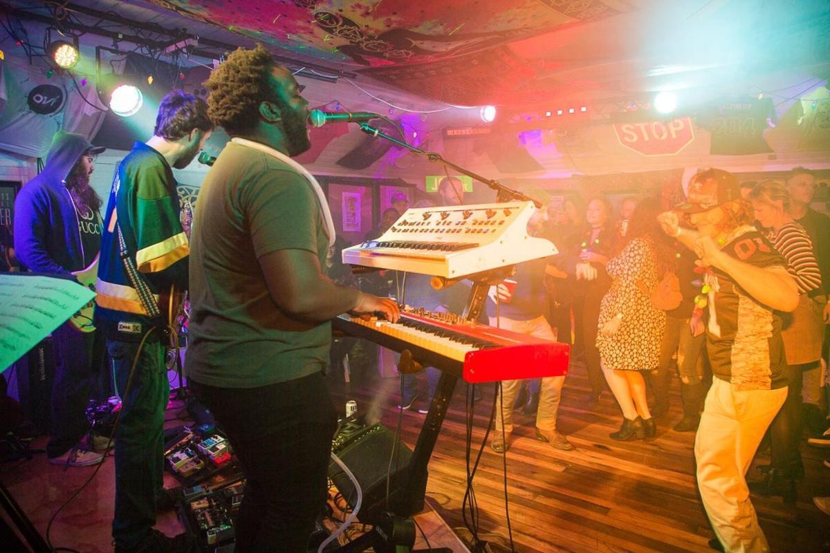 The Magnolia Mansion 6 Minutes To Broadway On 4 Acres *