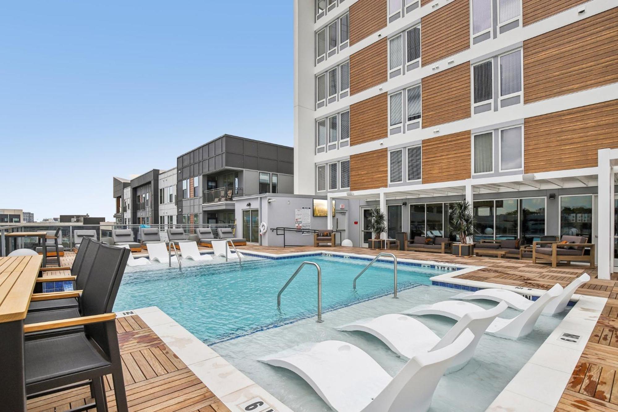 Skyline Views Near Music Row & Gulch * Nashville