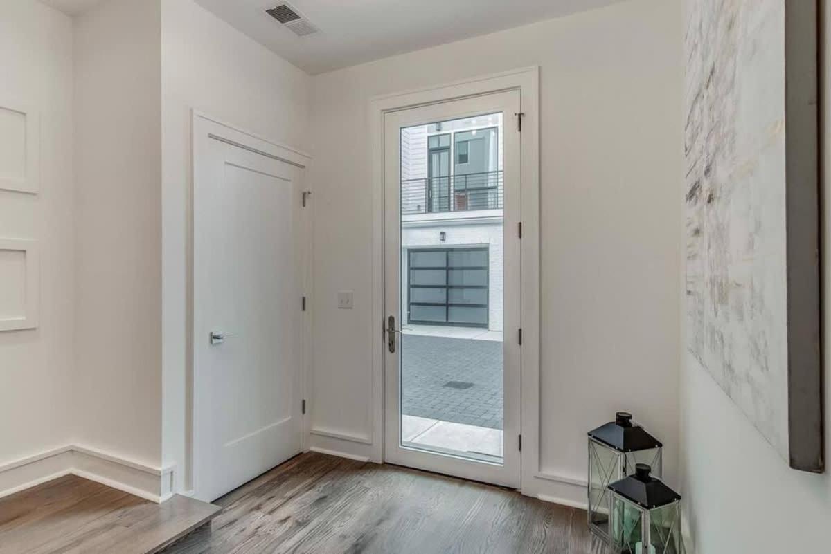 Daydream At The Gulch - Rooftop Movies With A View Holiday home Nashville