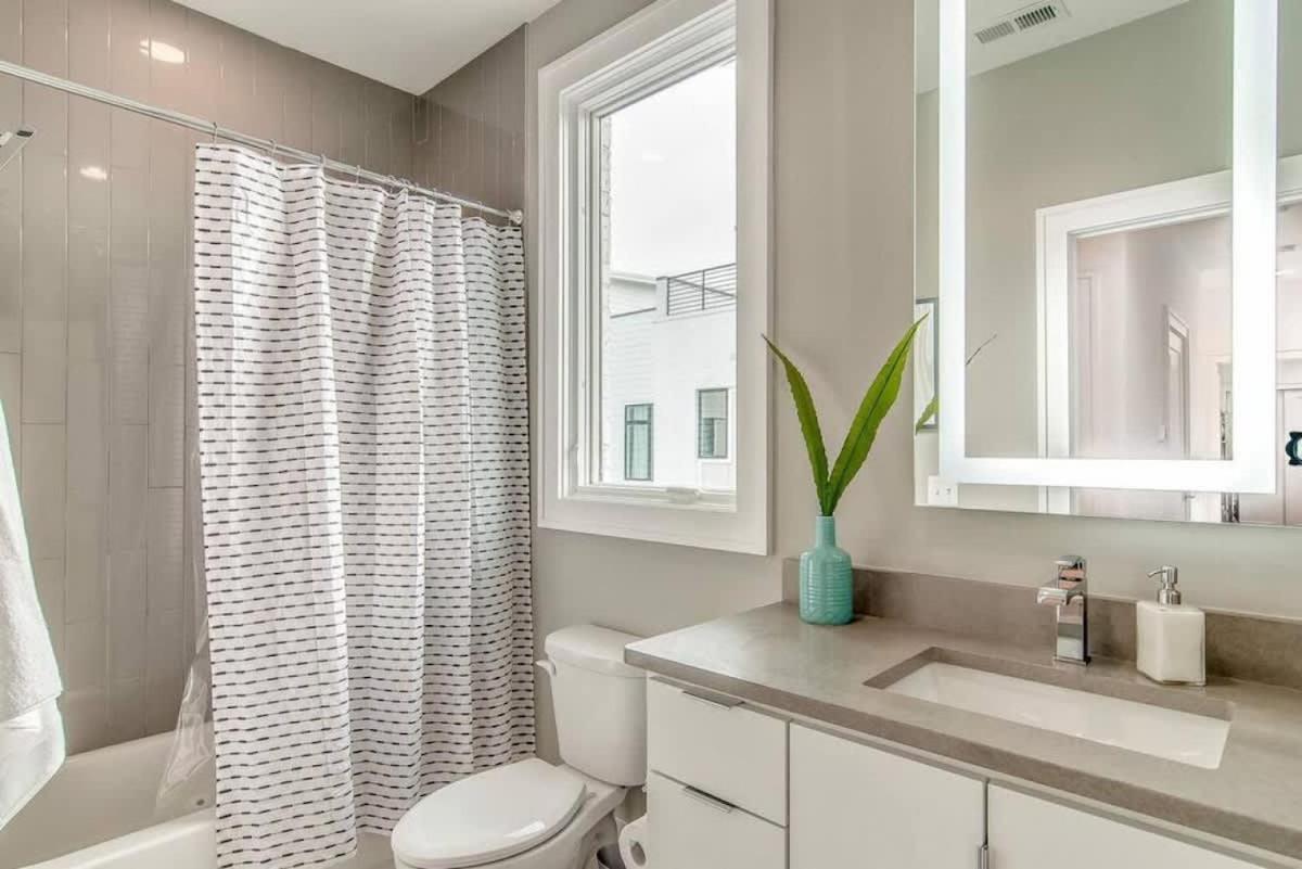 Daydream At The Gulch - Rooftop Movies With A View Holiday home Nashville