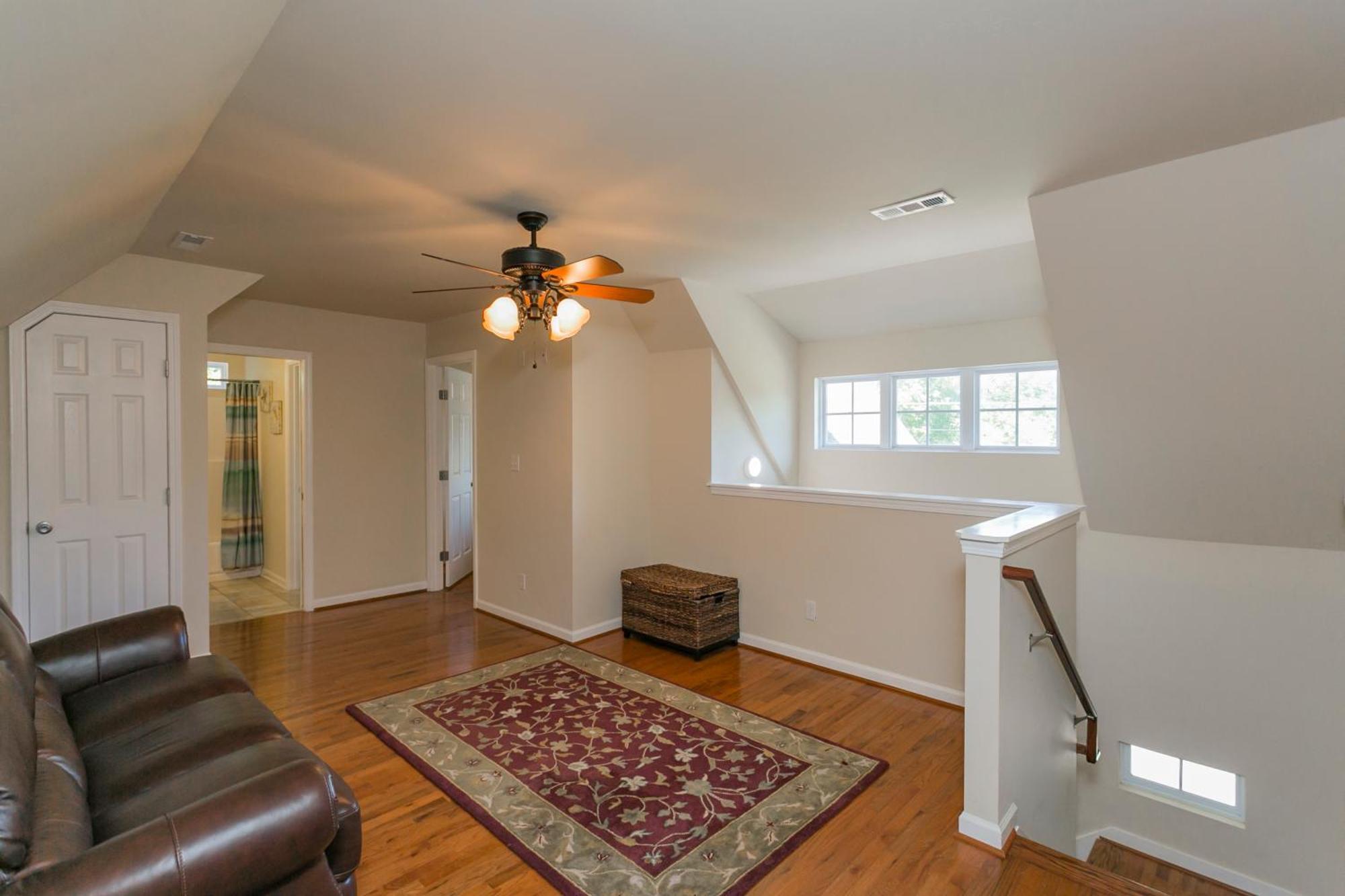 Villa Huge For Groups Near Downtown