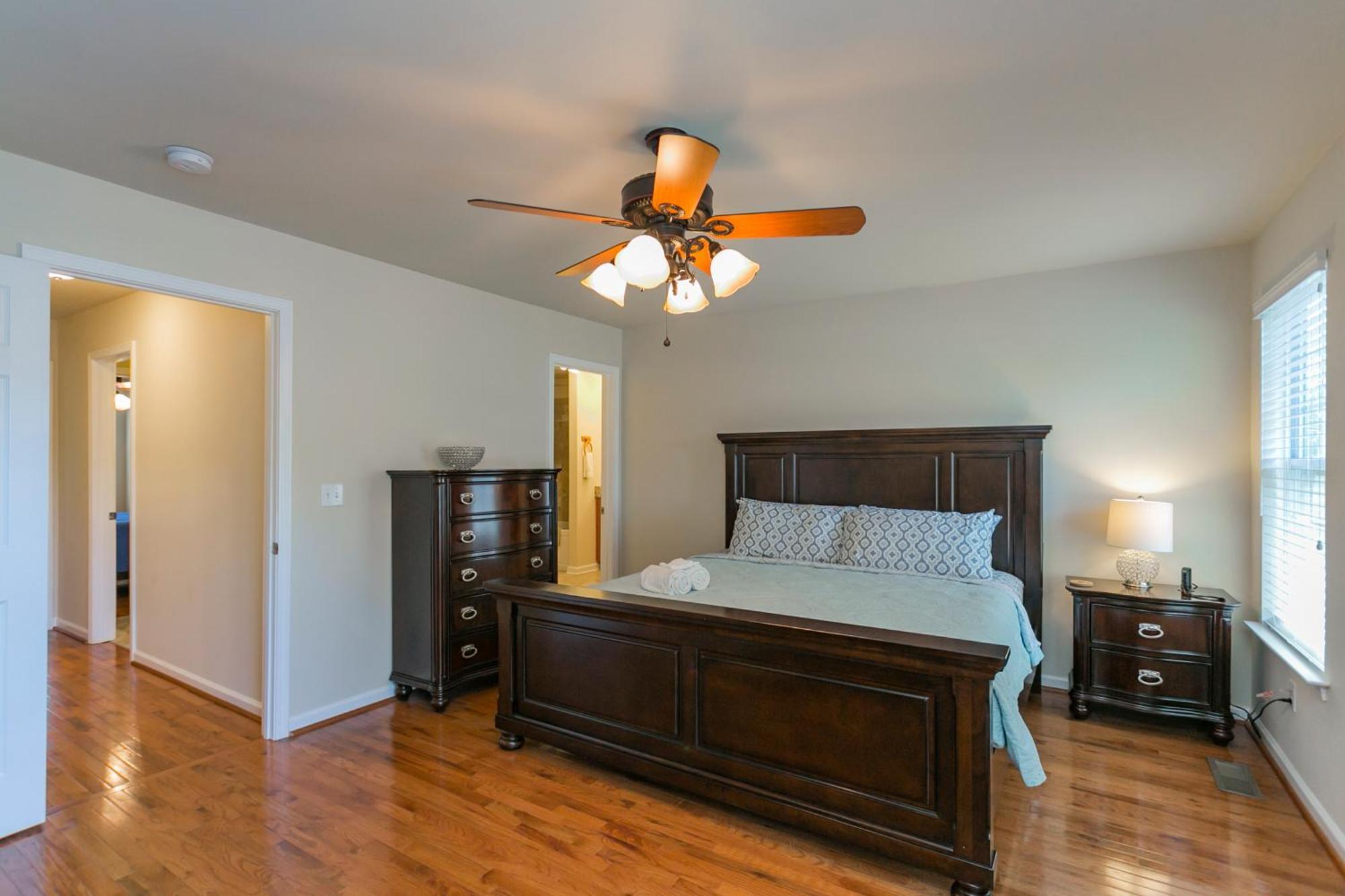 Villa Huge For Groups Near Downtown Nashville