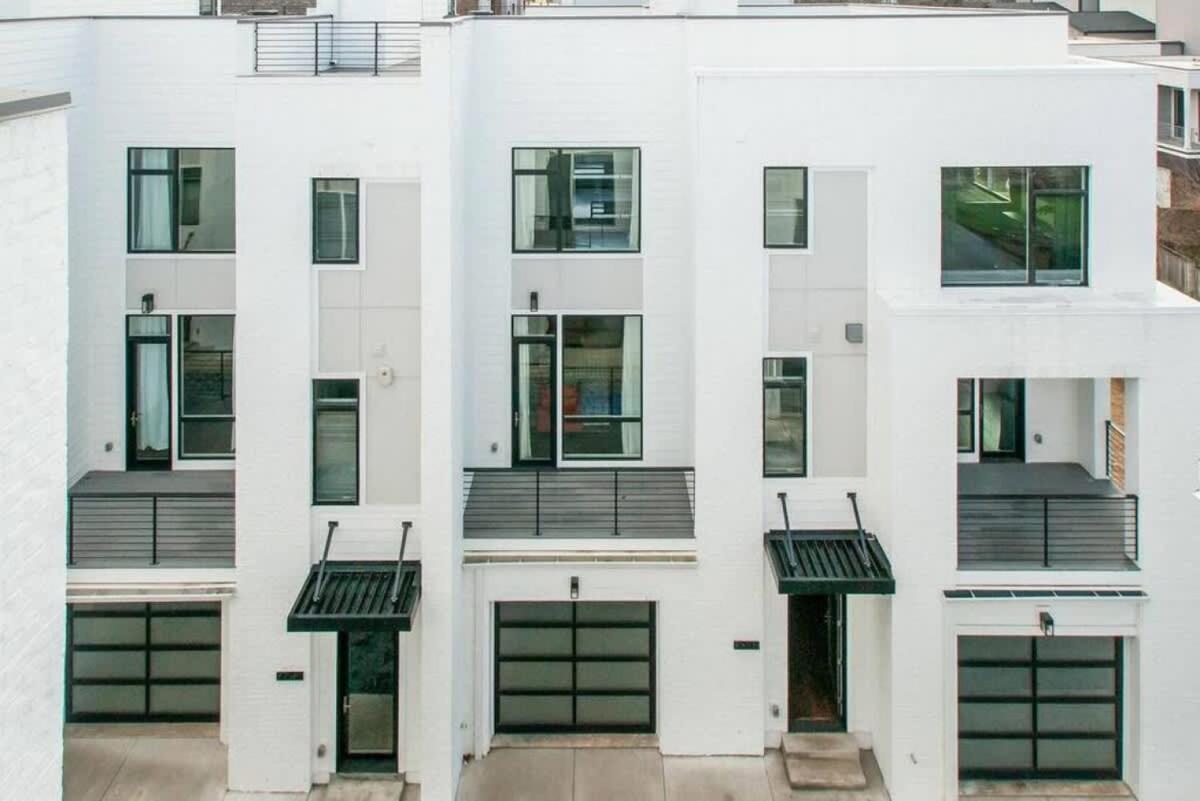 Fiddler's Flats - Sleeps 16 - Two Rooftops With View * Nashville