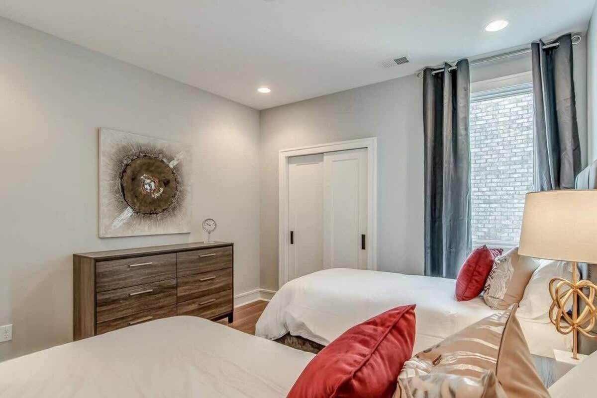 Fiddler's Flats - Sleeps 16 - Two Rooftops With View *