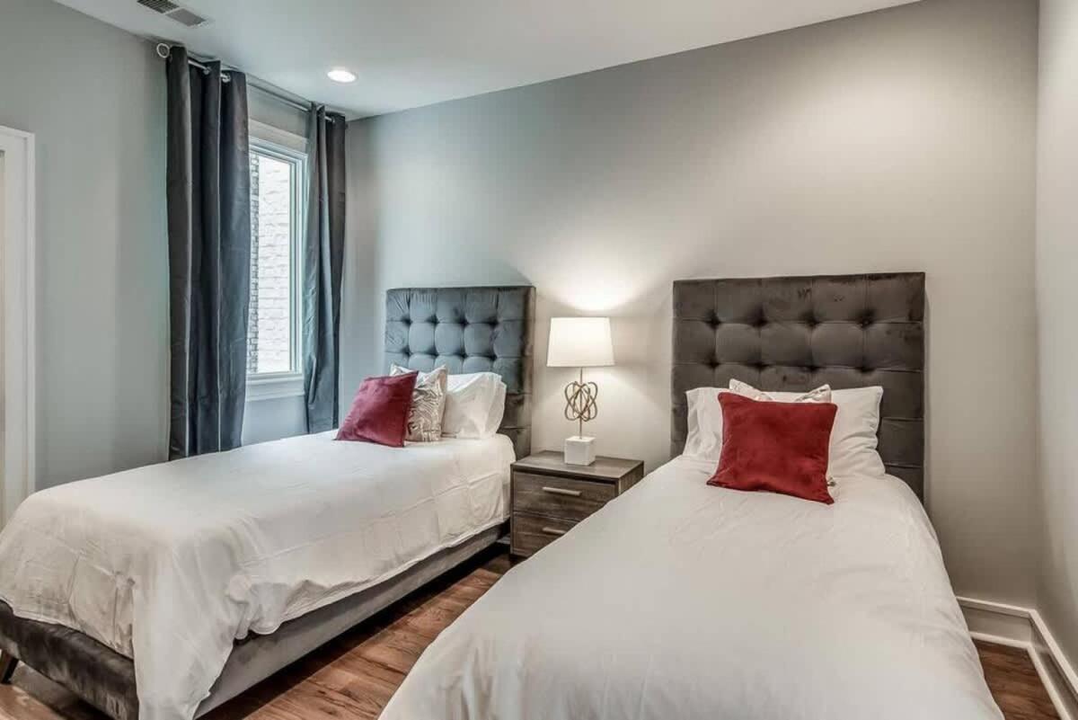 Holiday home Fiddler's Flats - Sleeps 16 - Two Rooftops With View