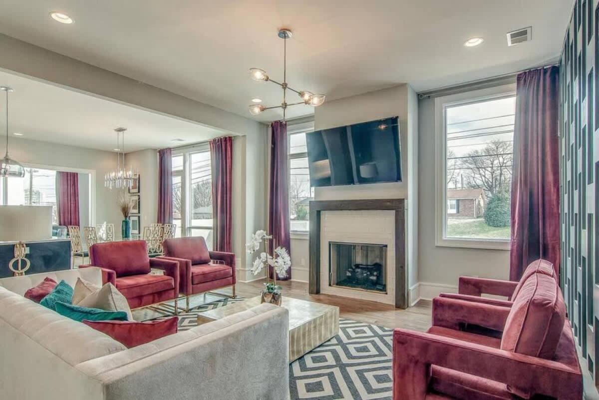 Fiddler's Flats - Sleeps 16 - Two Rooftops With View Nashville