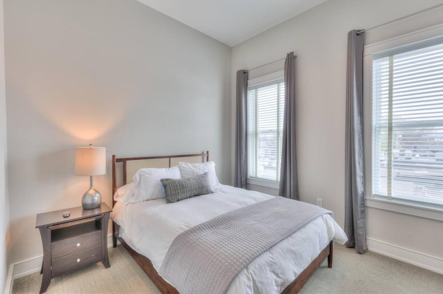 Boutique In The Heart Of Dynamic 12 South Nashville