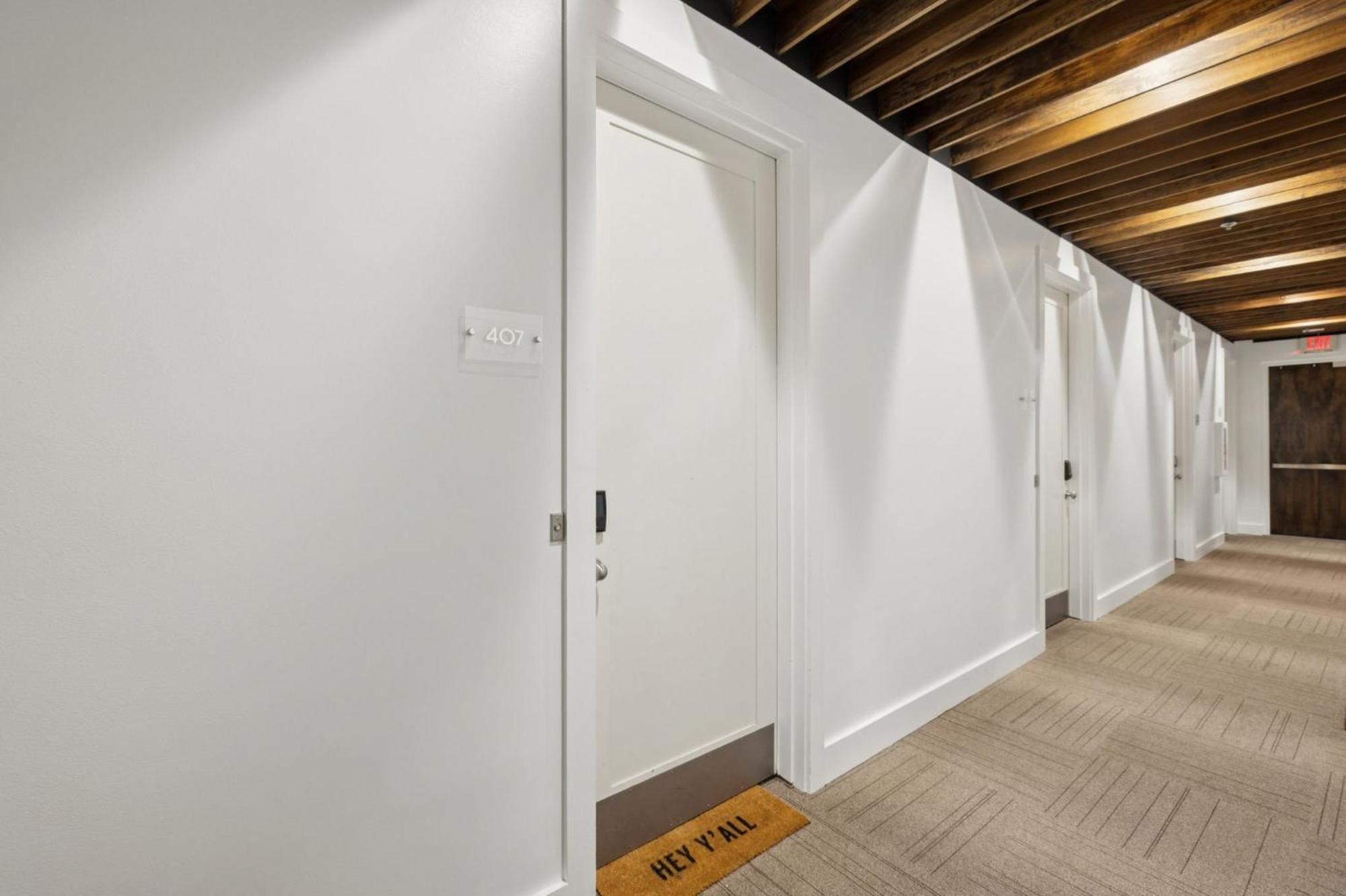 Fabulous Nashvegas Loft Retreat Near Vandy Off West End Mins To Broadway *