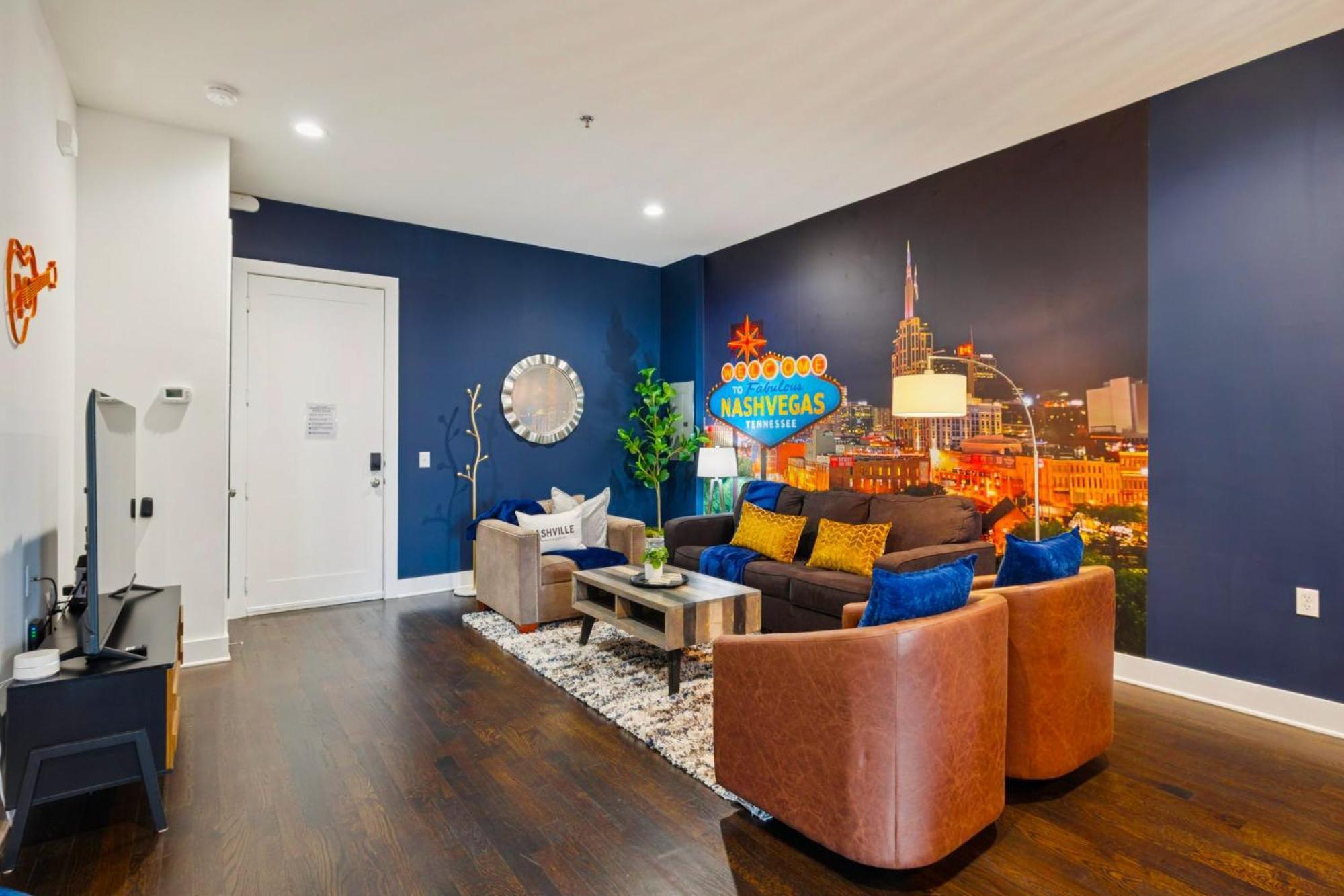 Fabulous Nashvegas Loft Retreat Near Vandy Off West End Mins To Broadway