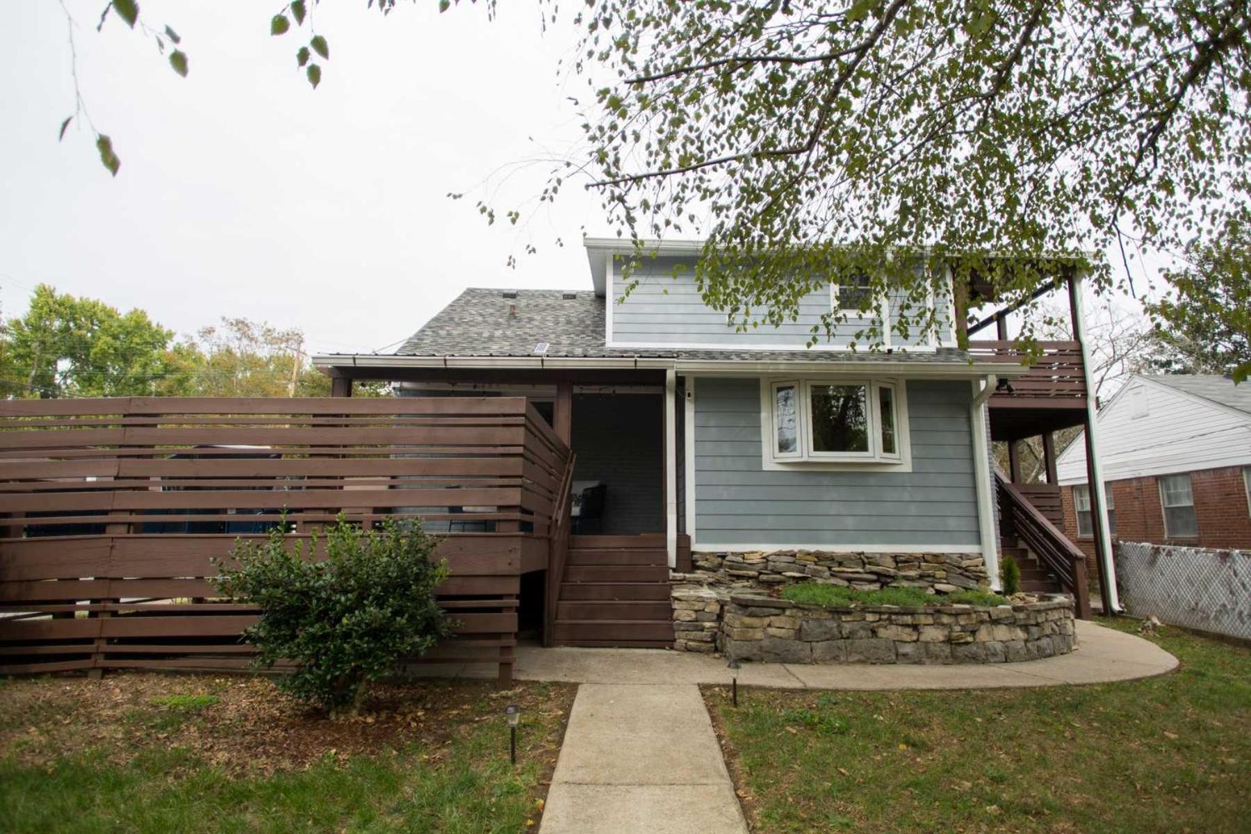 Cozy Close To Opry & Downtown Large Deck Nashville