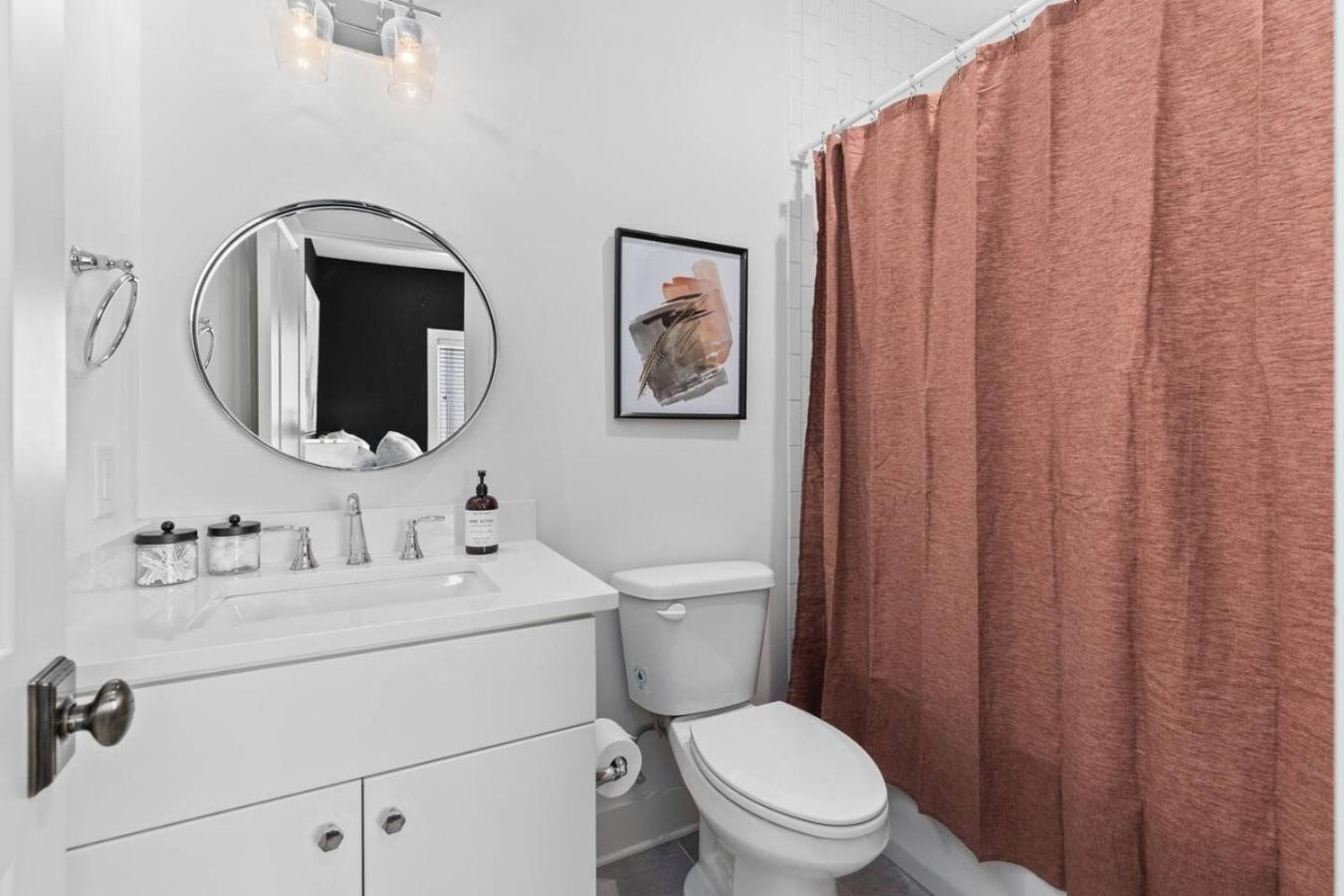 Holiday home Two Adjacent Homes By 12 South And Belmont That Sleeps 24