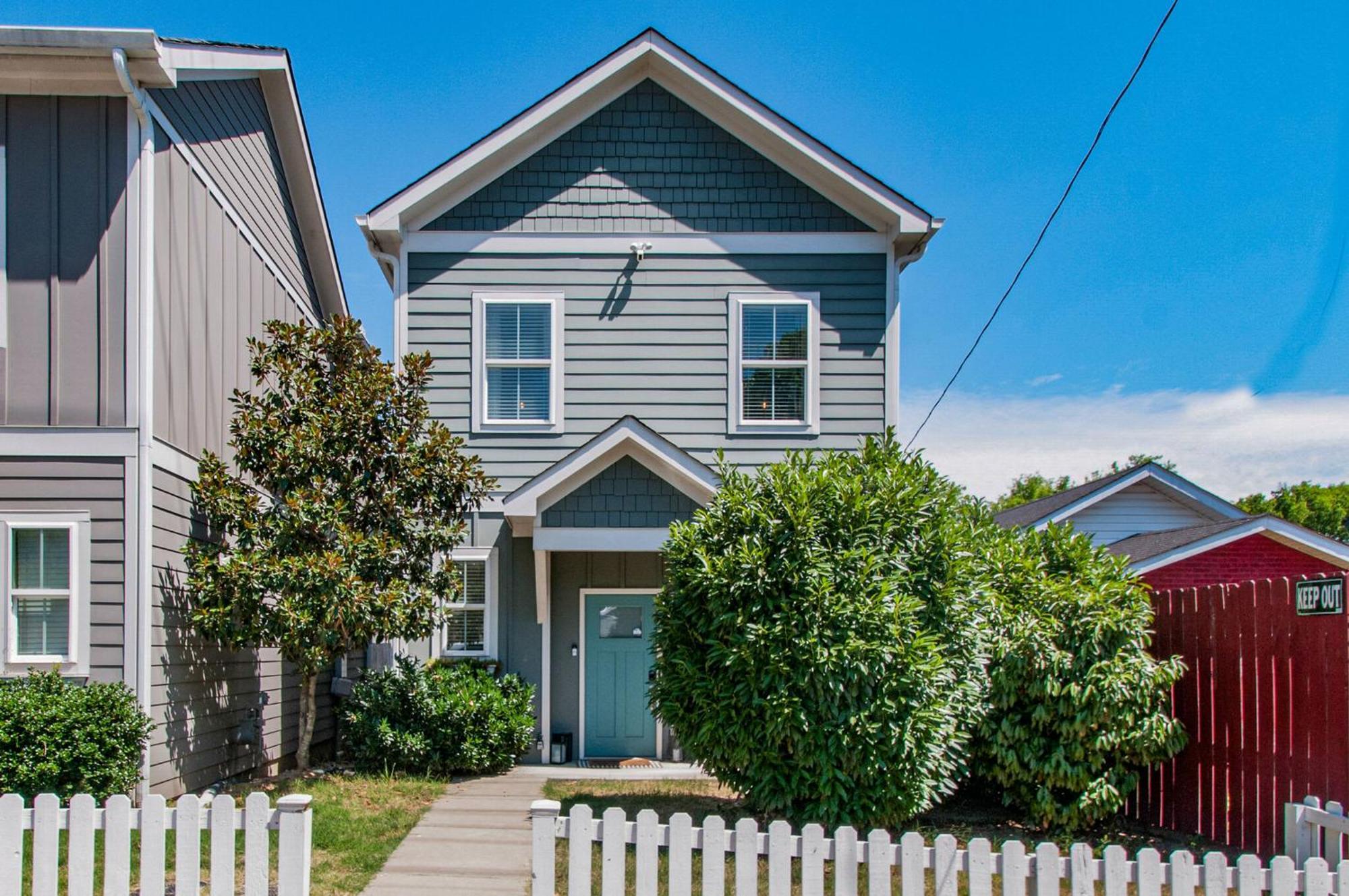 Charming - Near Dt Pet Friendly Holiday home *