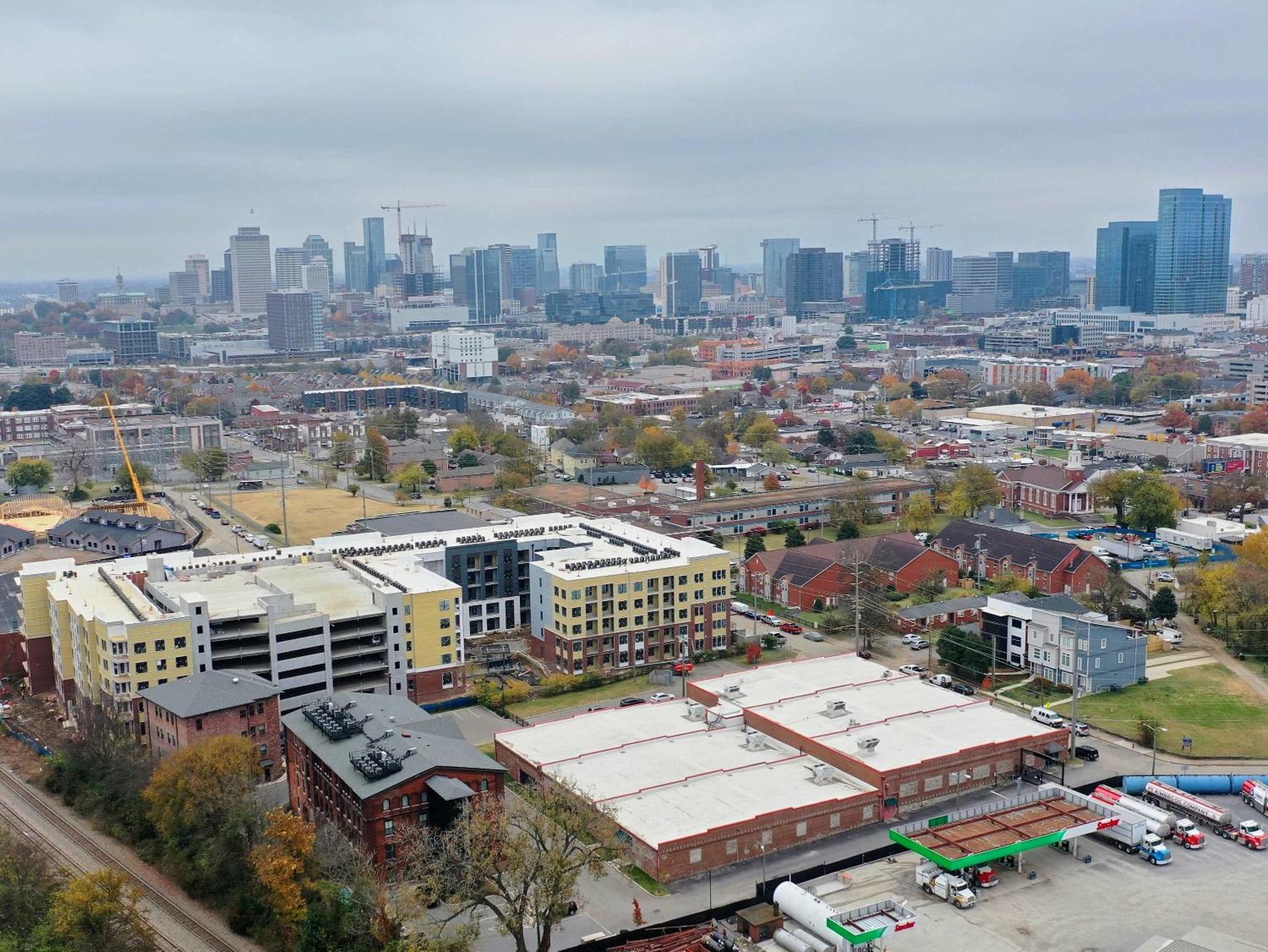 The 1865 Honky Tonk Chic And Luxurious Holiday home