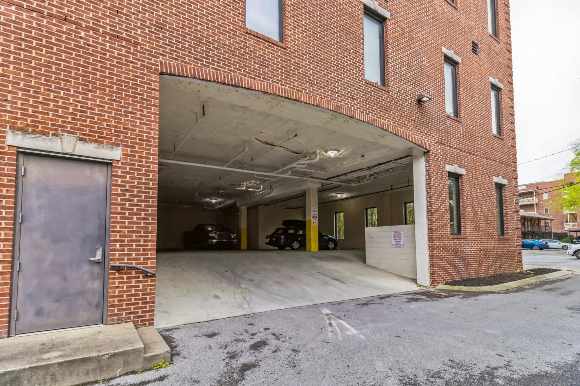 Dream In Desirable West End * Nashville