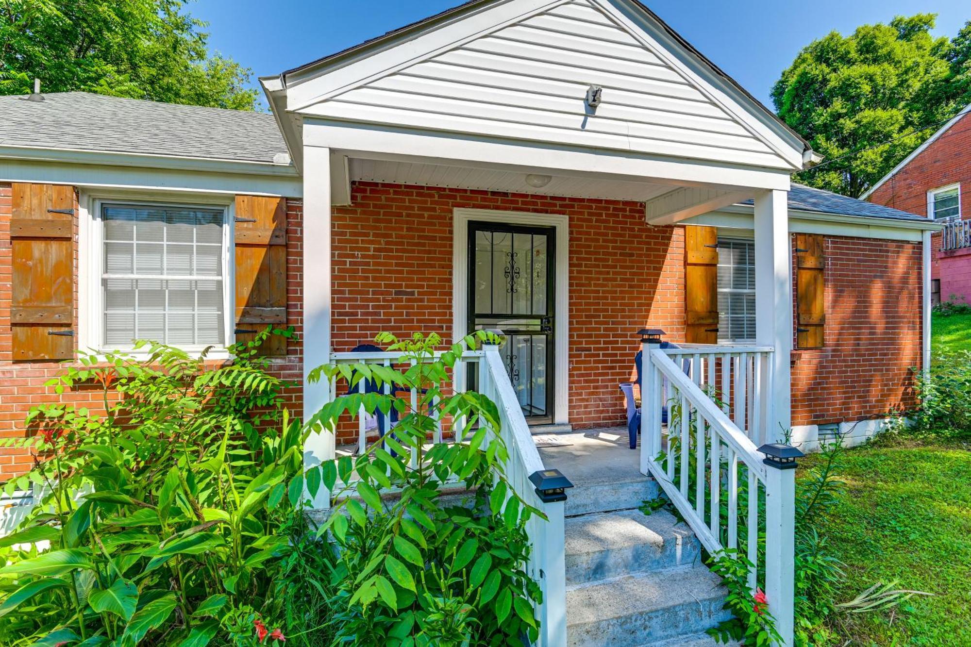 Holiday home 7 Mi To Dtwn With Spacious Yard In