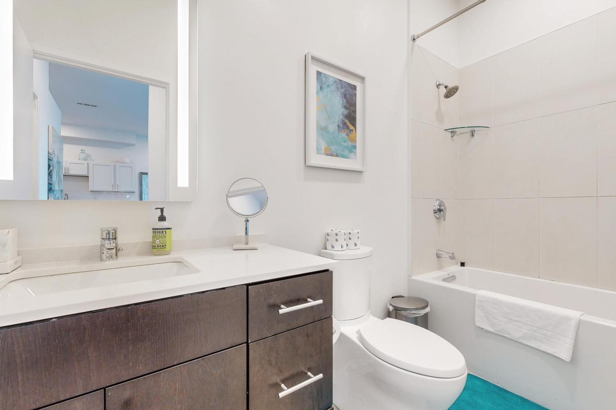 Illume 108 Apartment