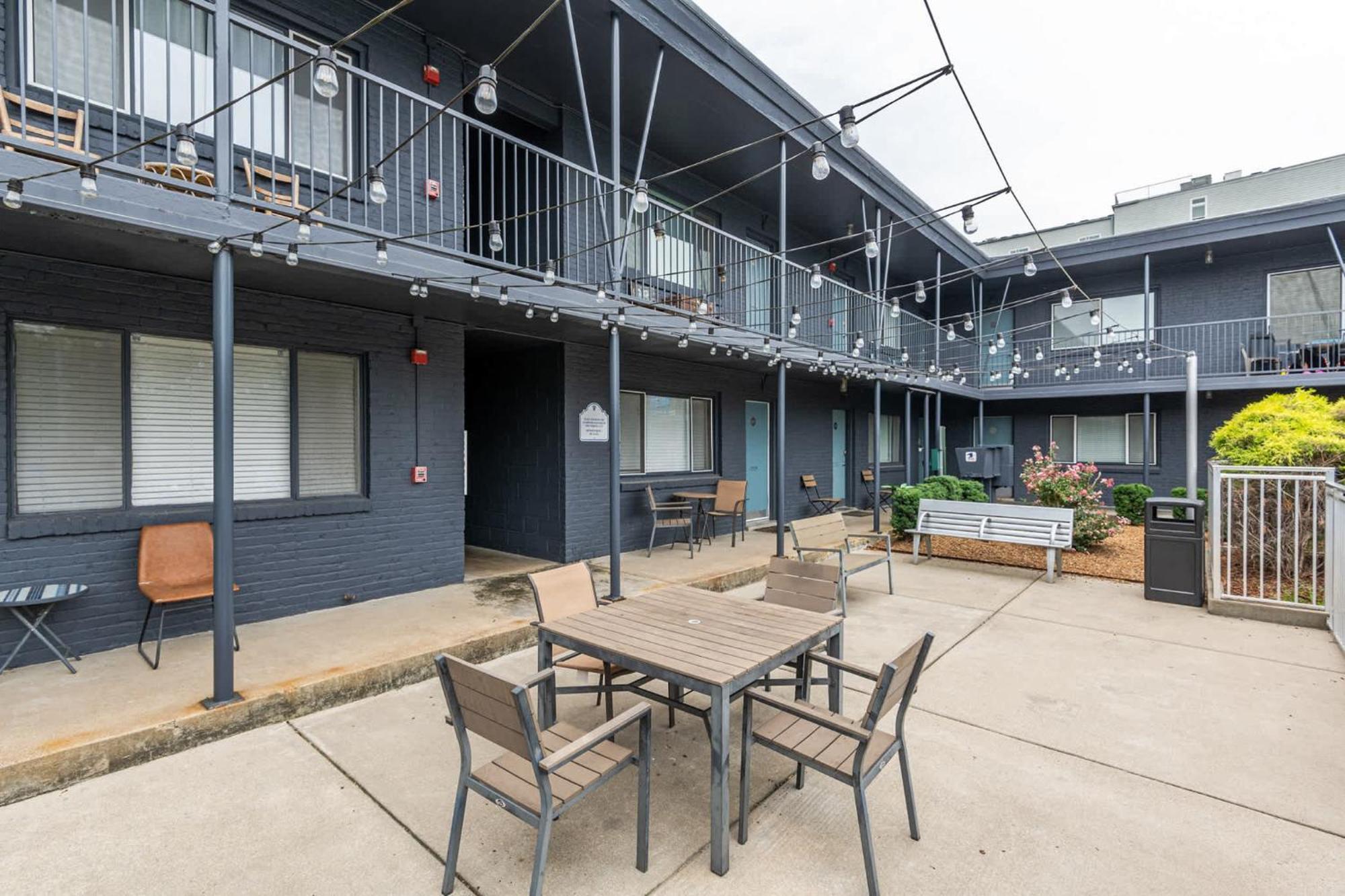 Holiday home Trendy For 4 With Community Pool *