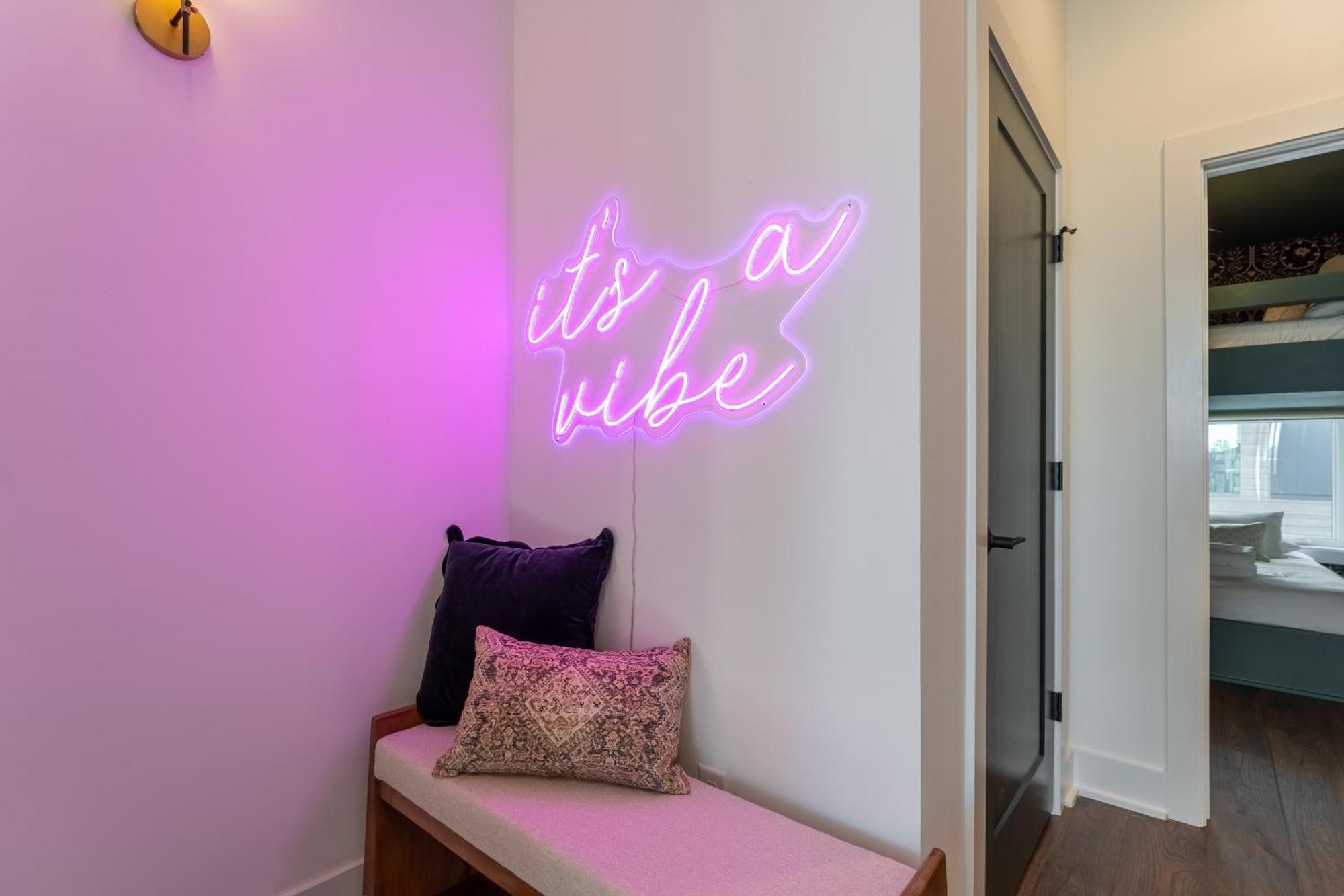 Ophelia & Owen At The Lucy By Local *