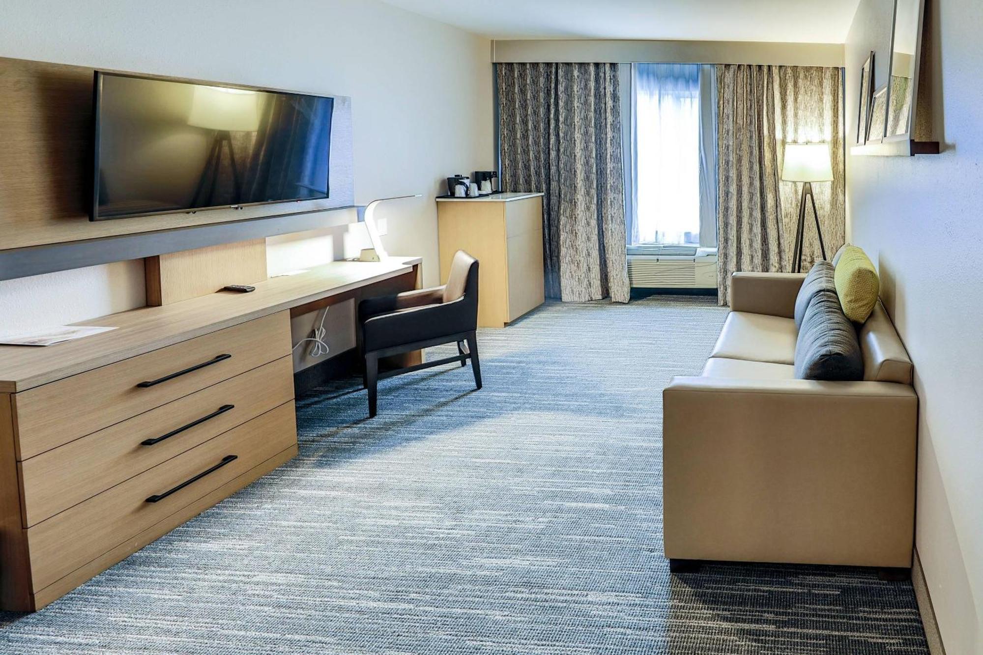 Country & By Radisson Airport Tn 3* Nashville